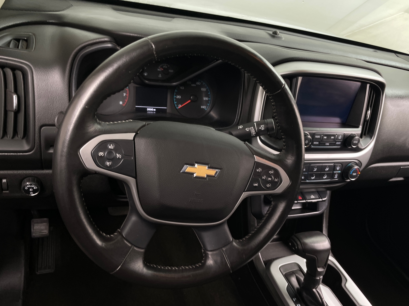 Thumbnail: 2015 Chevrolet Colorado - 5