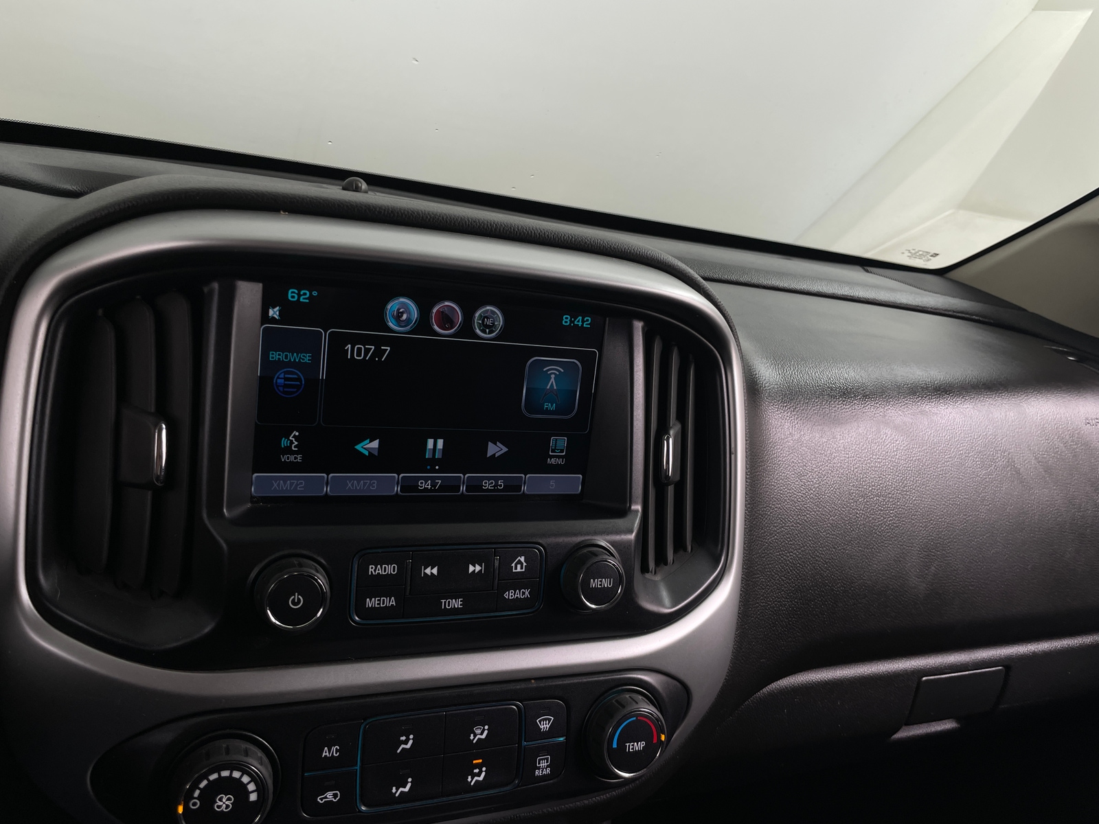 Thumbnail: 2015 Chevrolet Colorado - 4