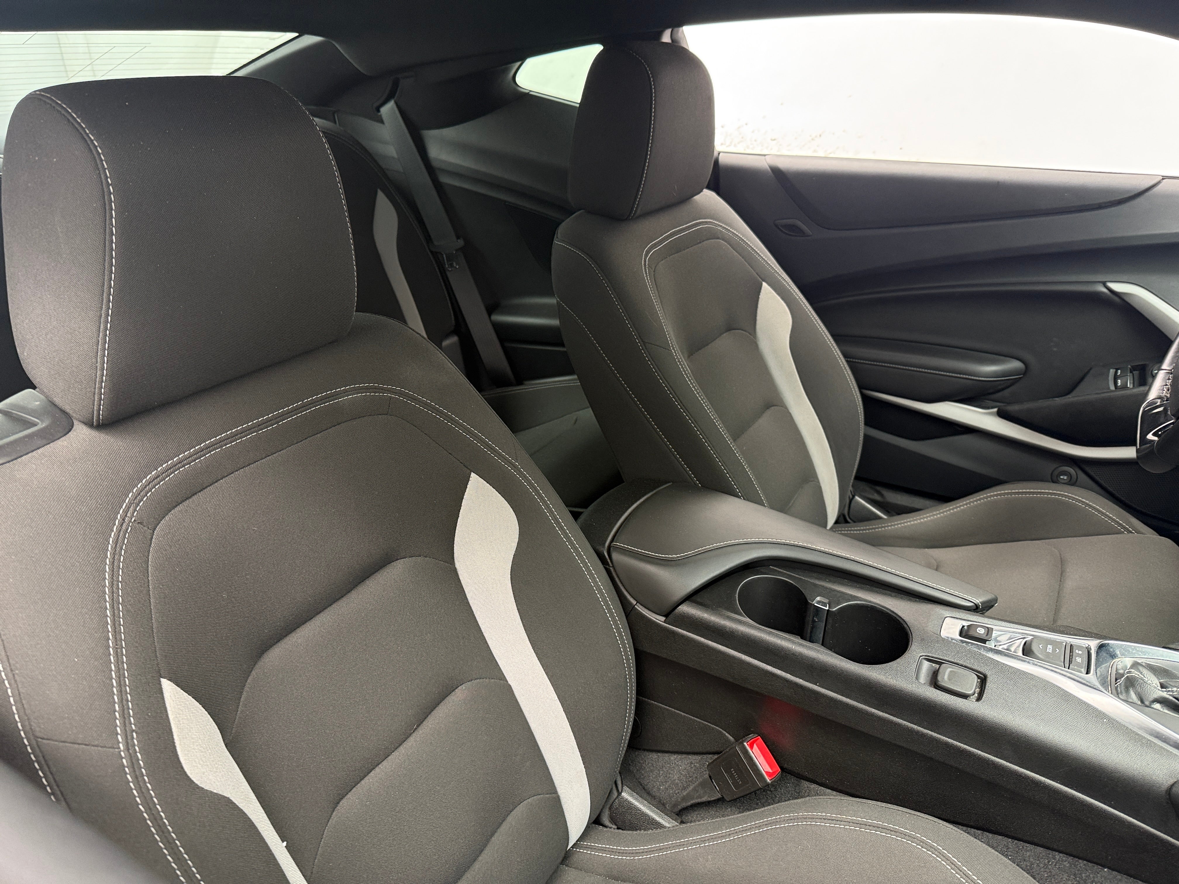 2021 Chevrolet Camaro 1LS