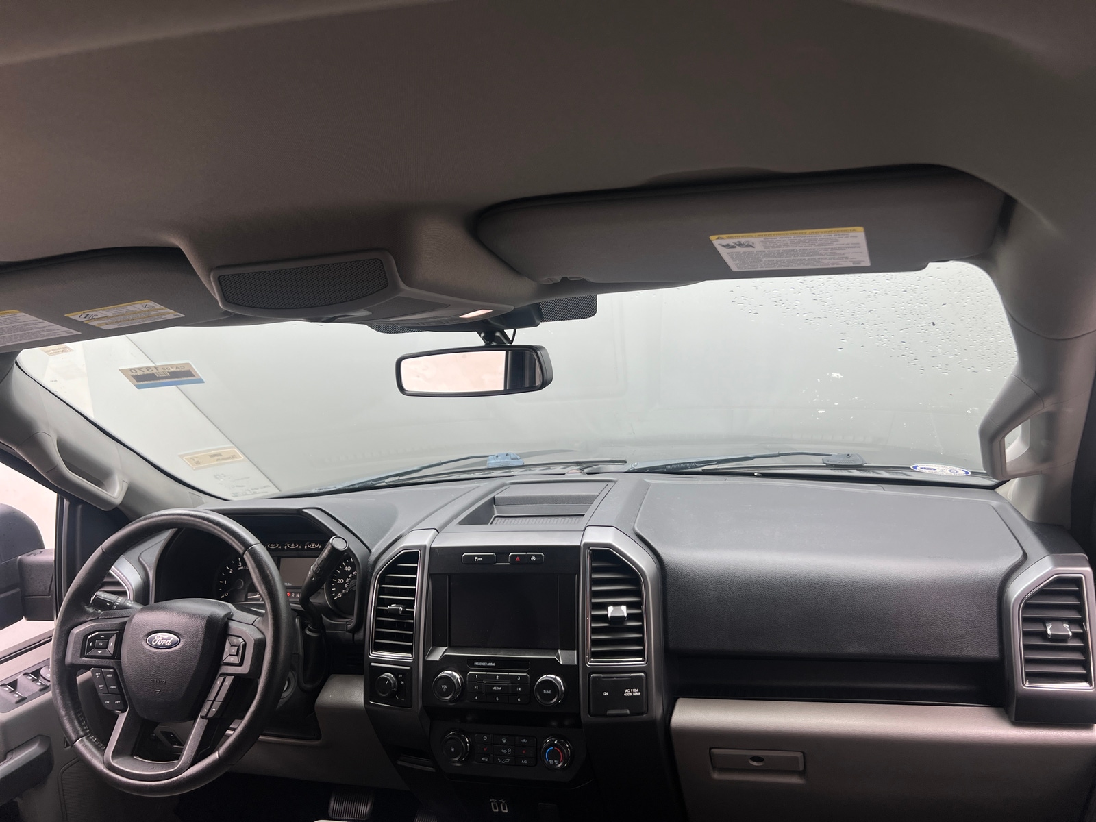Thumbnail: 2019 Ford Econoline - 3