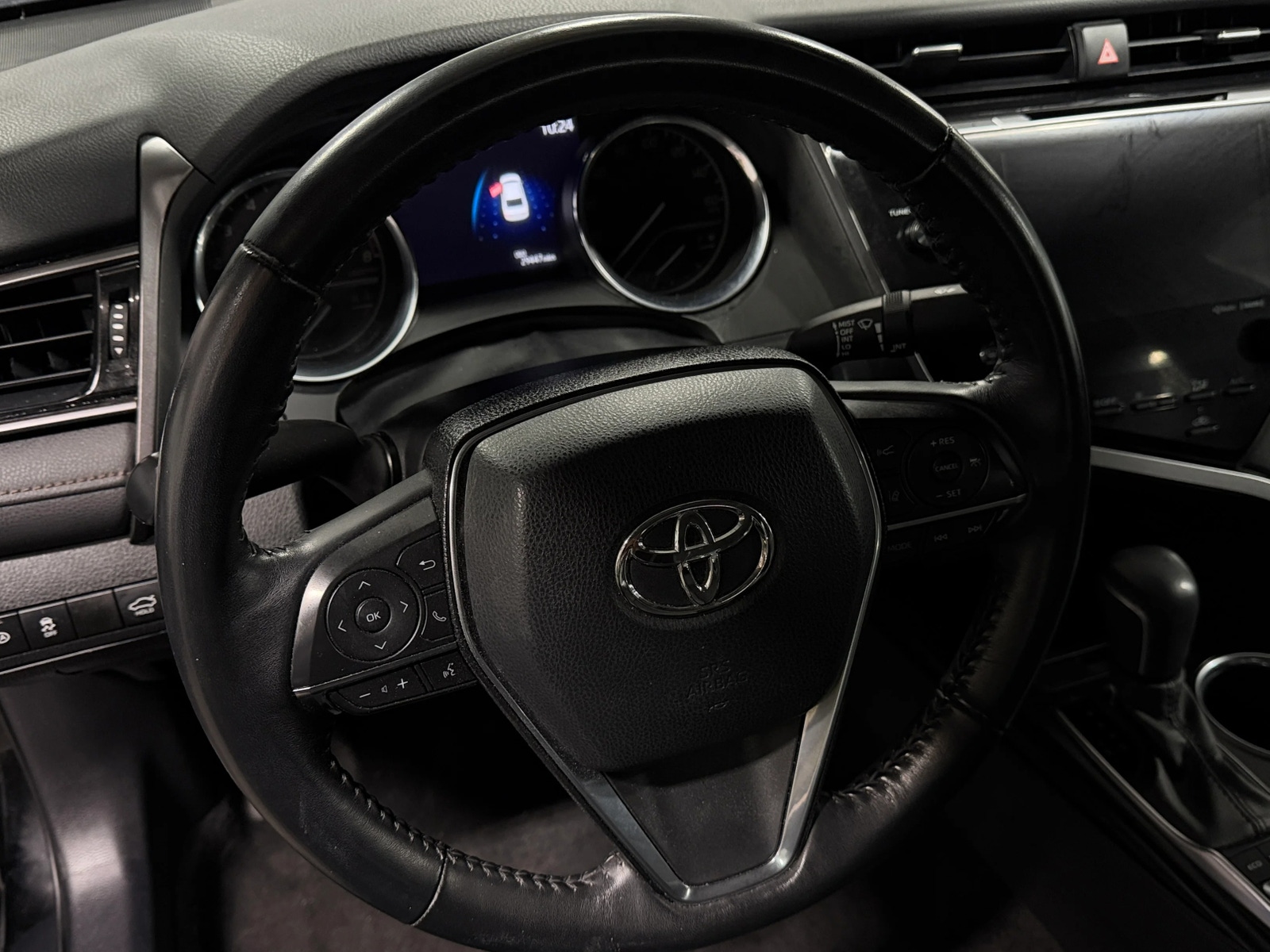 Thumbnail: 2020 Toyota Camry - 4