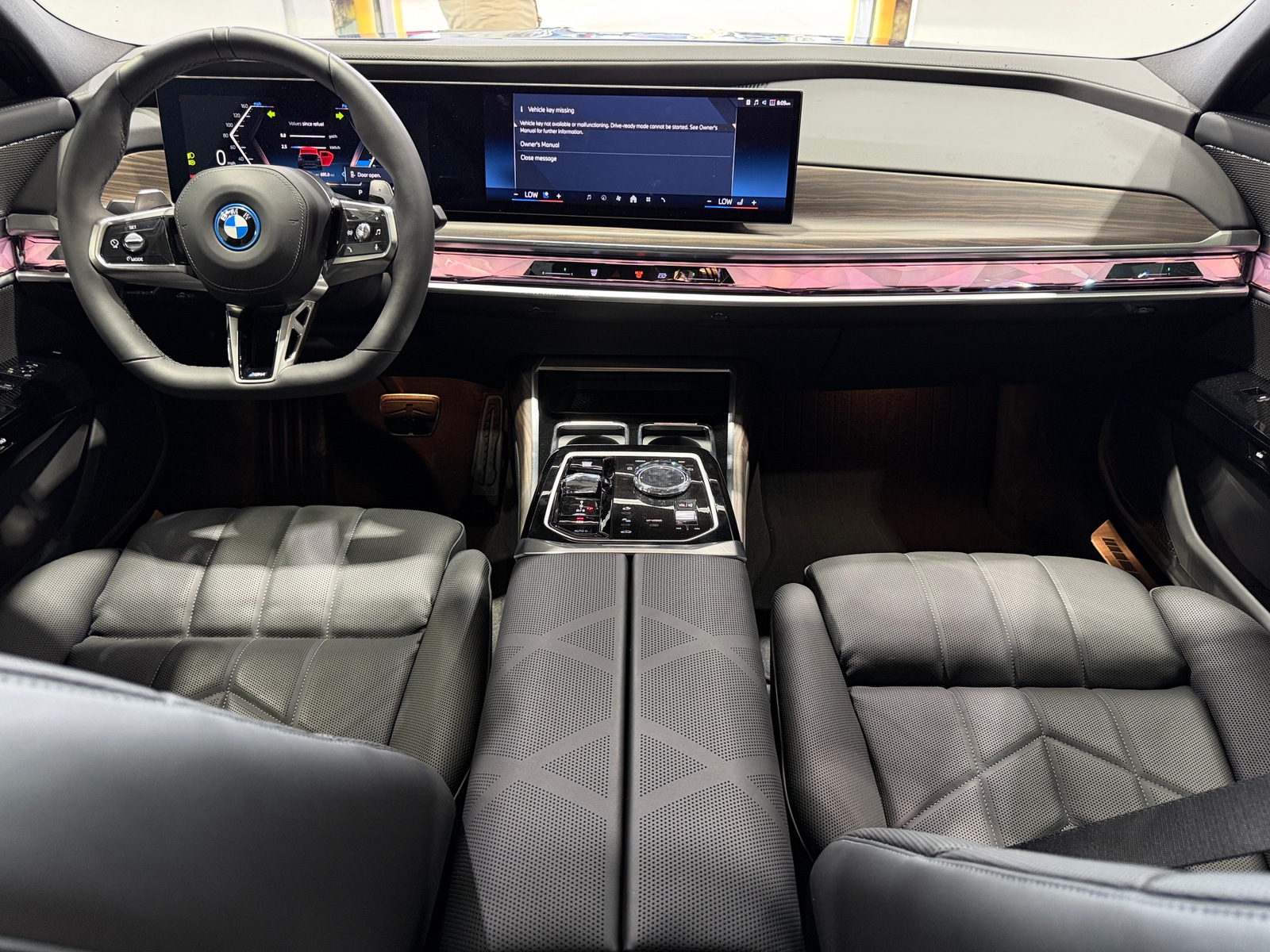 Thumbnail: 2026 BMW 7 Series - 2