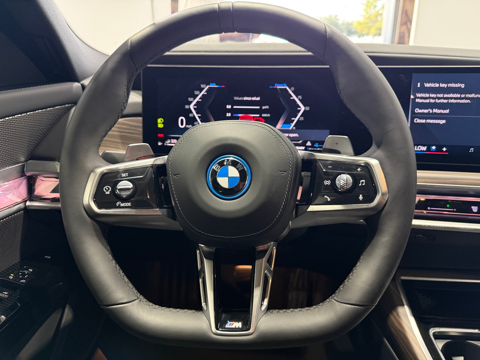 Thumbnail: 2026 BMW 7 Series - 4