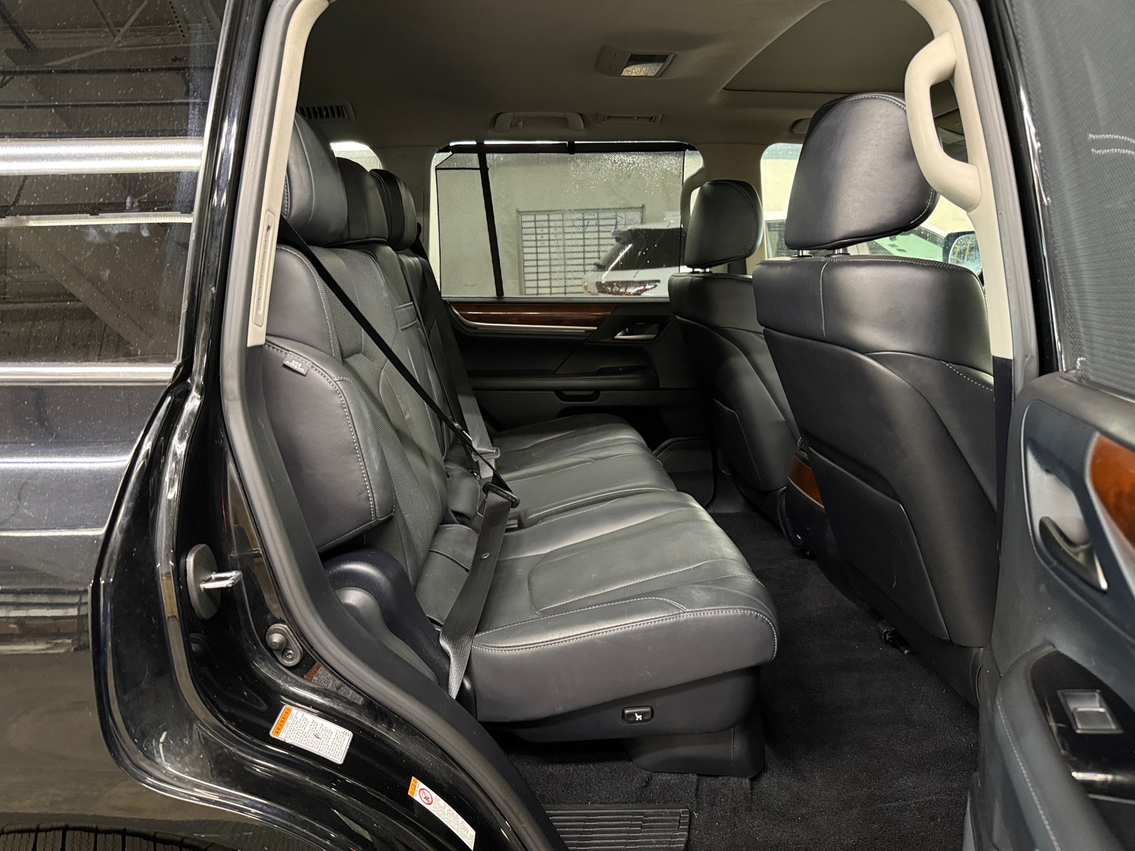 Thumbnail: 2019 Lexus LX - 5