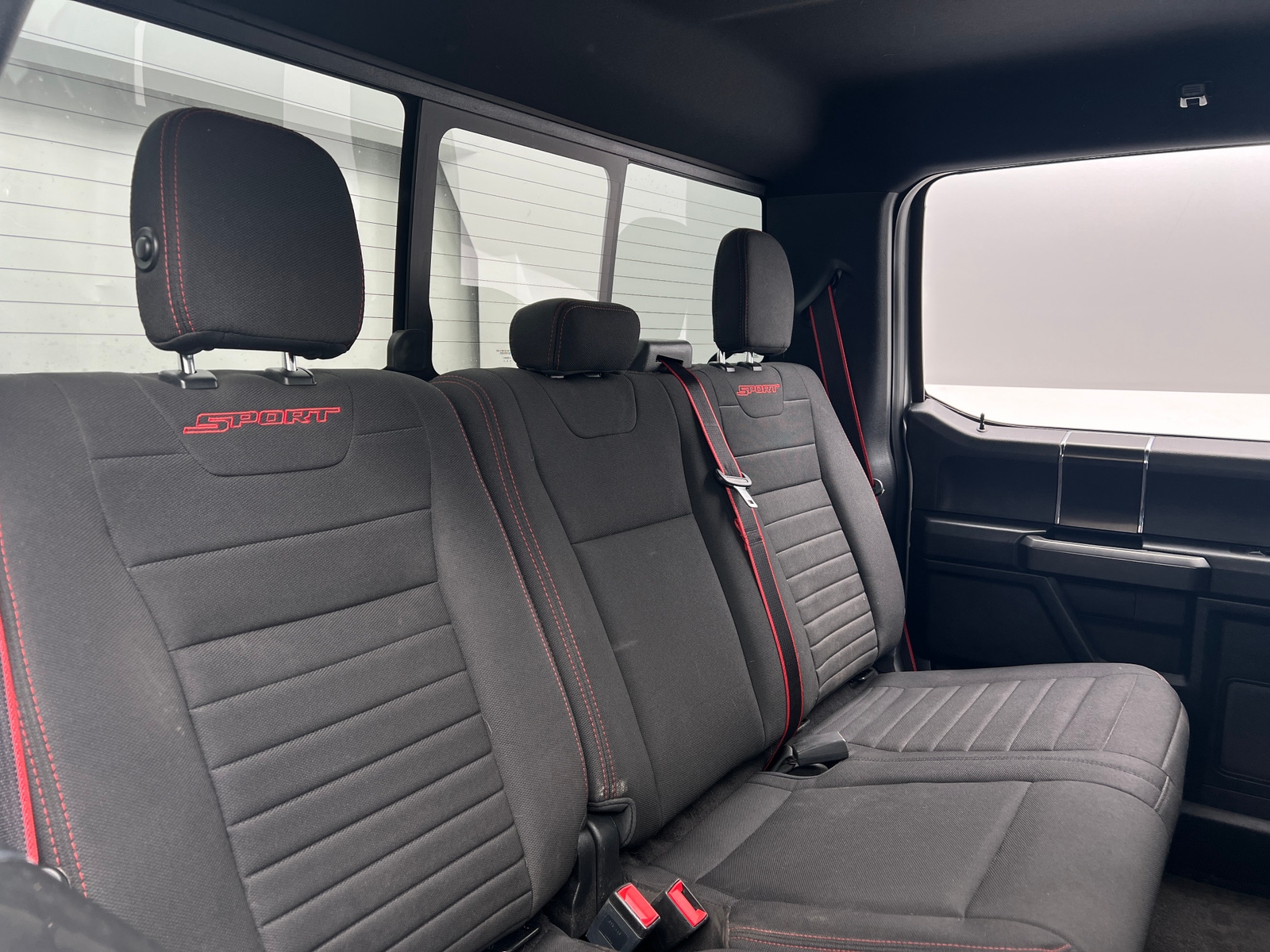 Thumbnail: 2018 Ford Econoline - 6