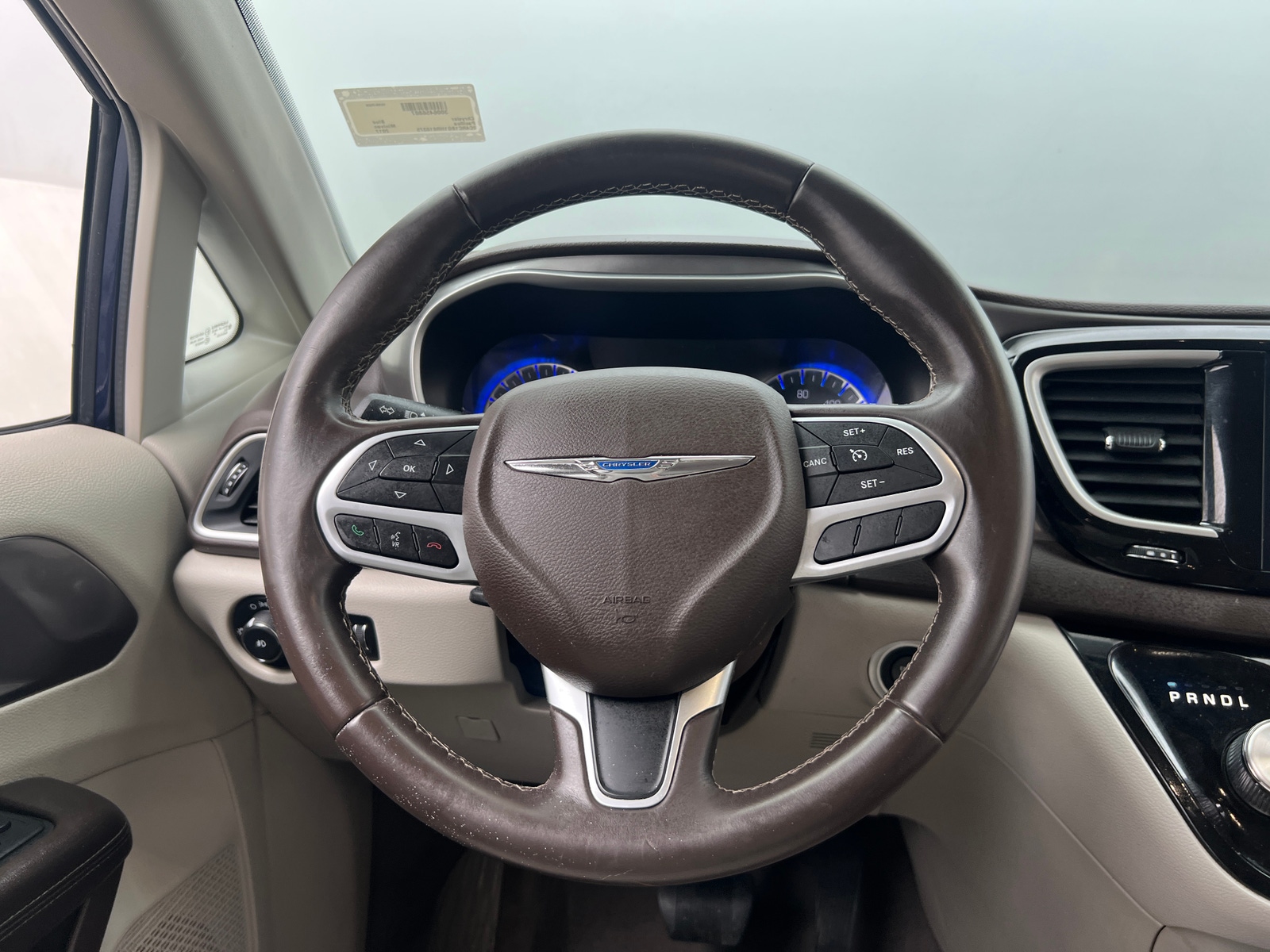Thumbnail: 2017 Chrysler Pacifica - 4