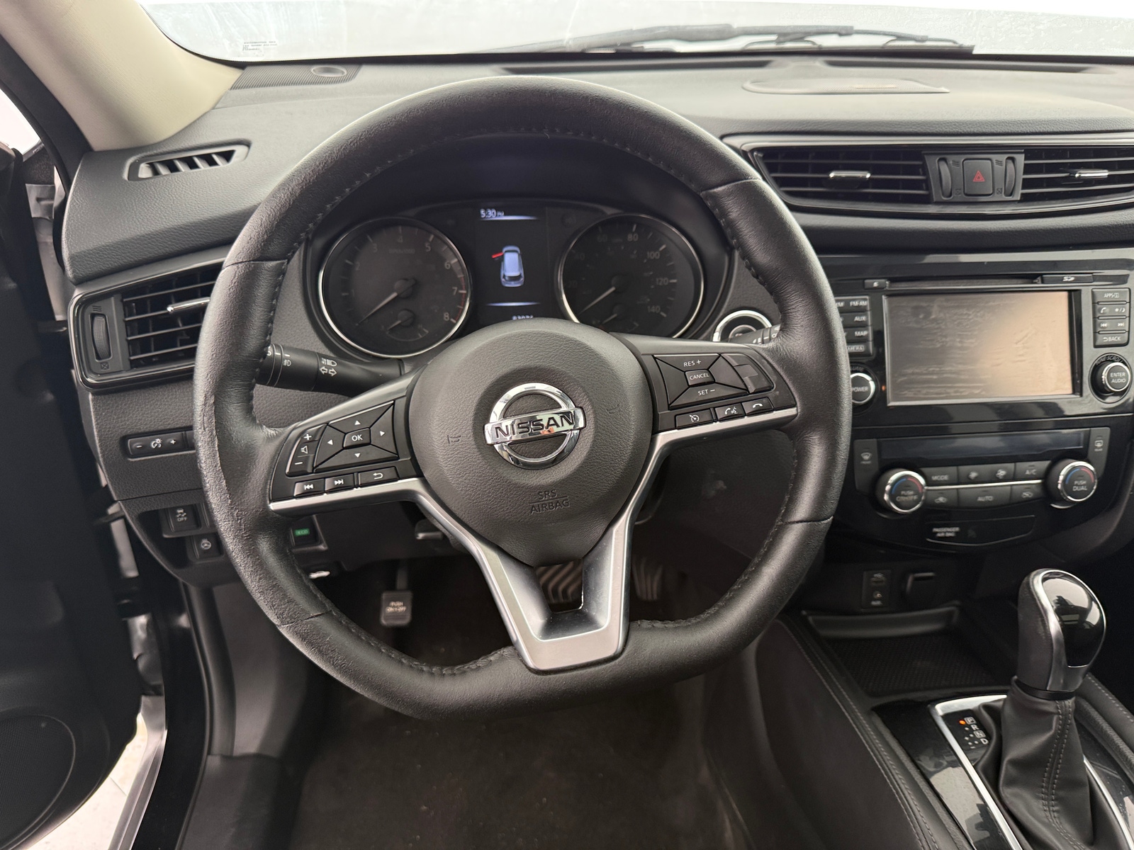 Thumbnail: 2017 Nissan Rogue - 4