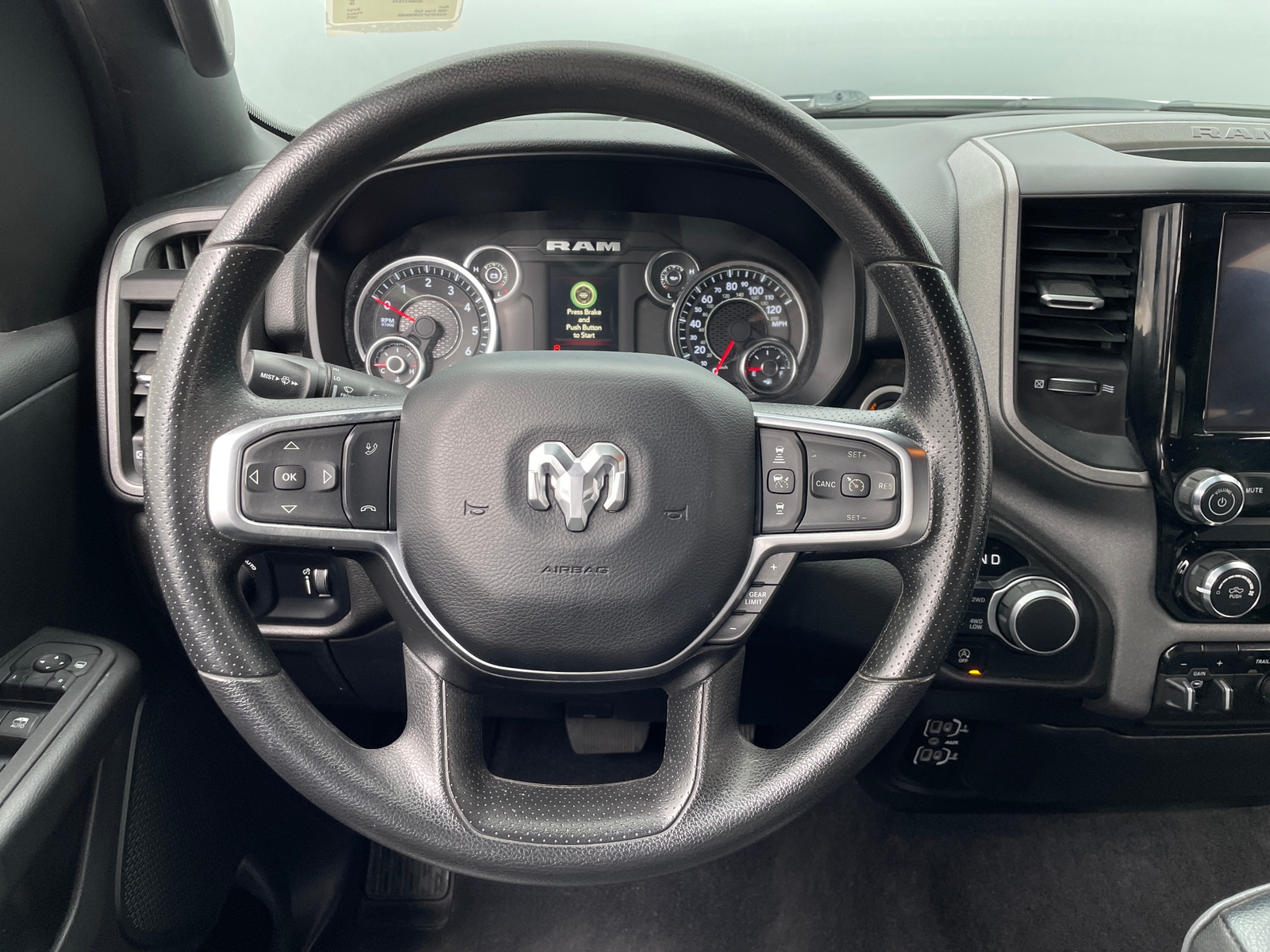Thumbnail: 2025 RAM 1500 - 4