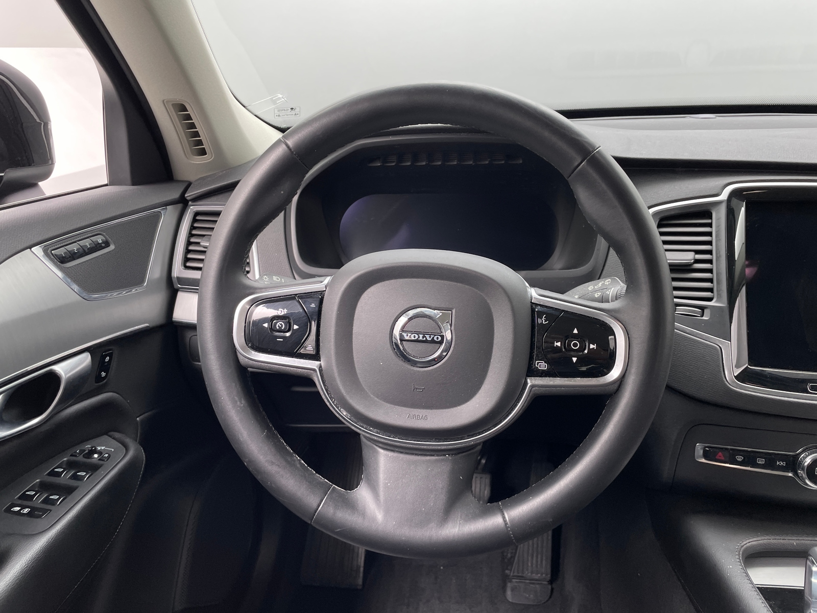 Thumbnail: 2023 Volvo XC90 - 4