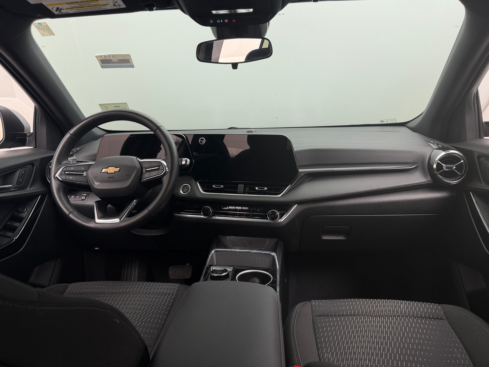 Thumbnail: 2026 Chevrolet Equinox - 3