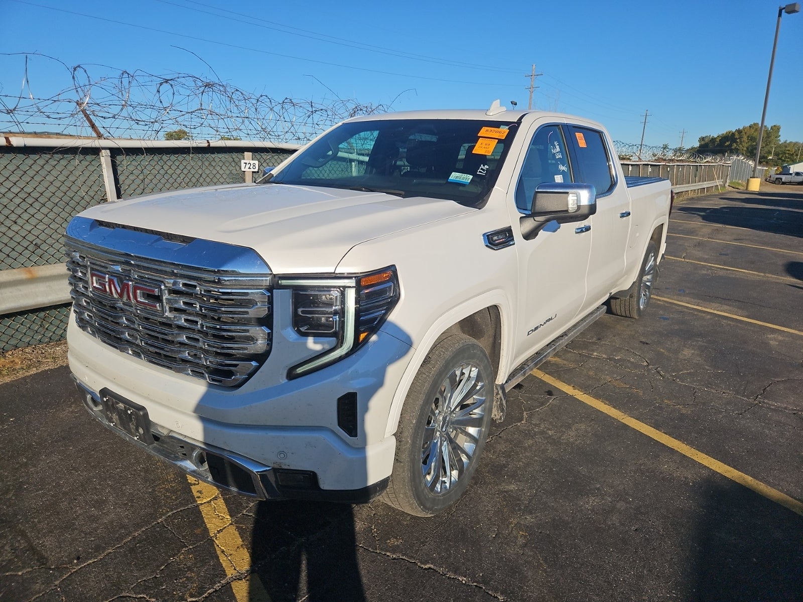 2023 GMC Sierra 1500 4WD Crew Cab 157" Denali