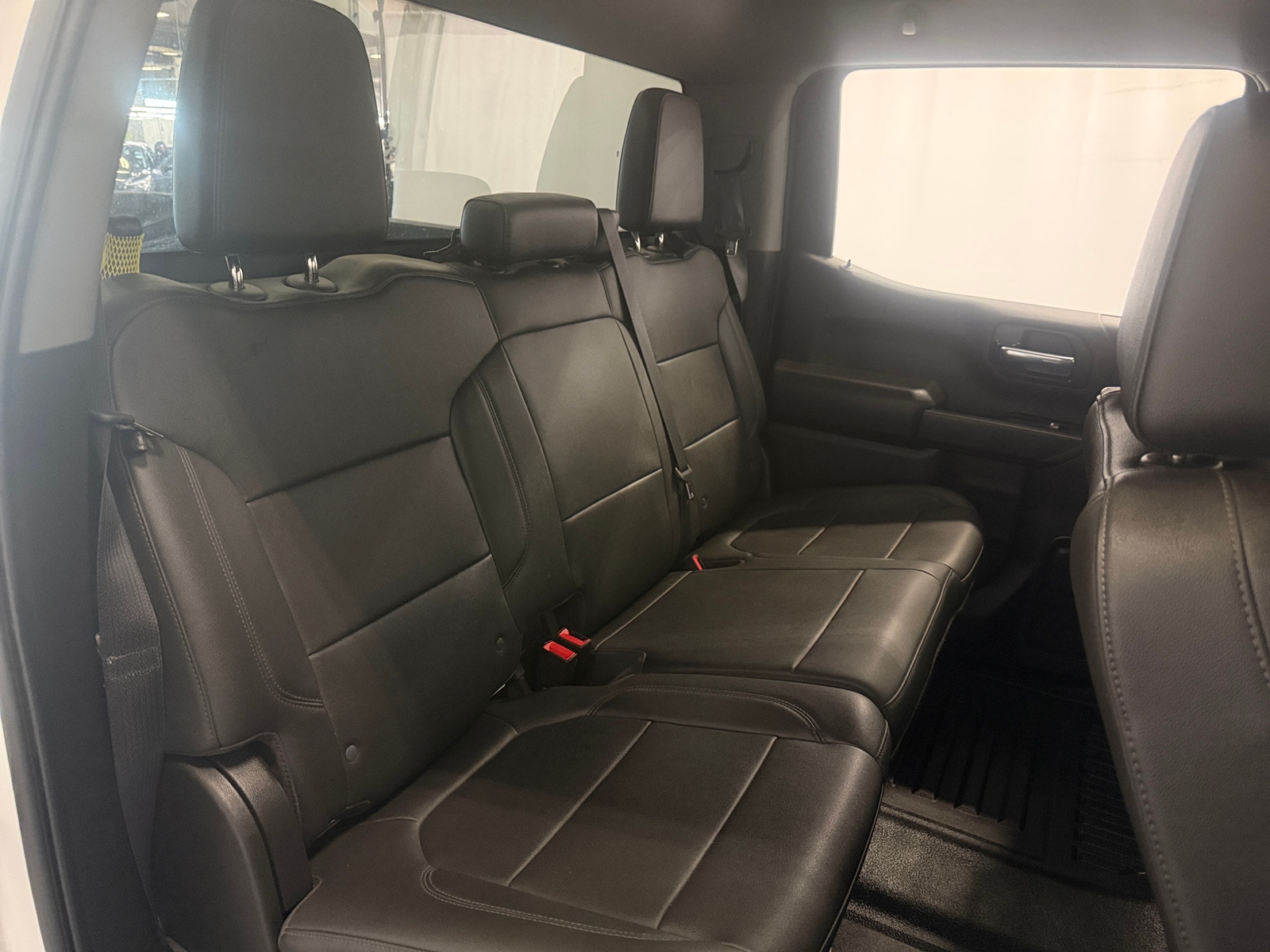Thumbnail: 2022 Chevrolet Silverado 1500 - 5