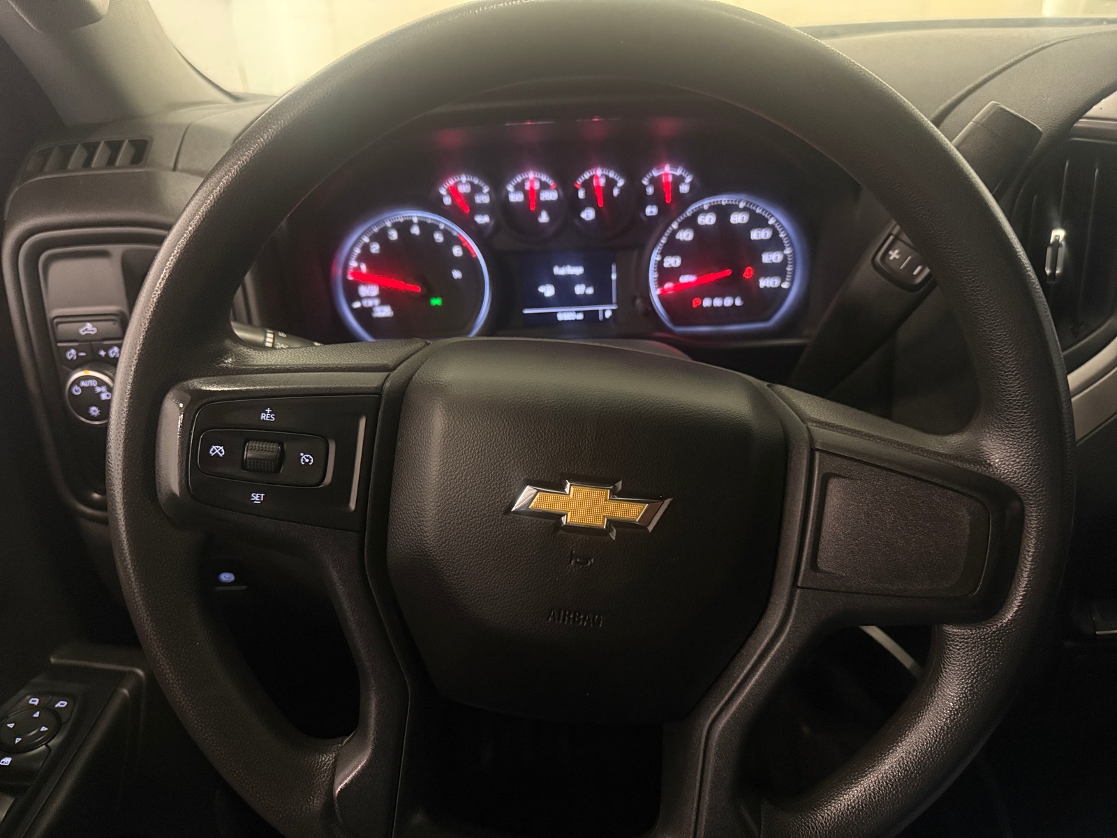 Thumbnail: 2022 Chevrolet Silverado 1500 - 4
