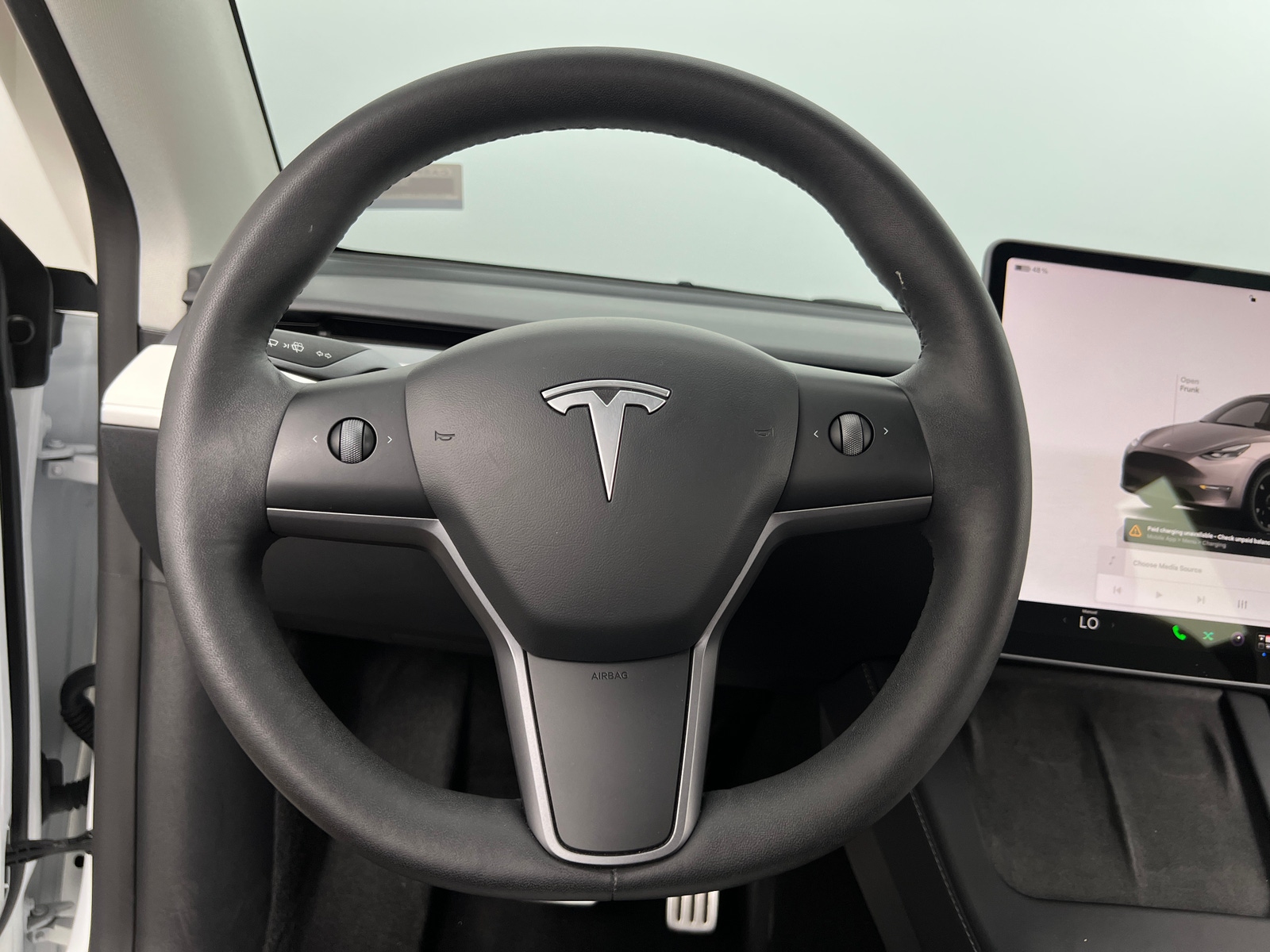 Thumbnail: 2022 Tesla Model Y - 4