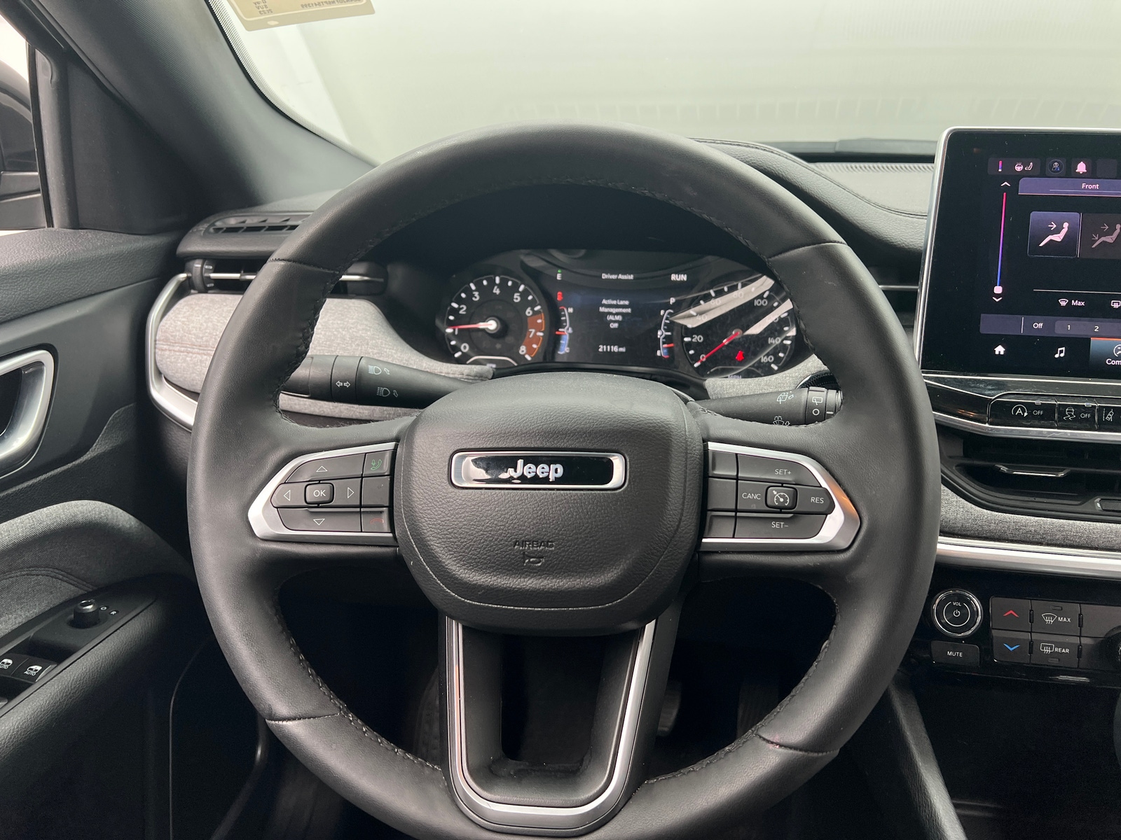 Thumbnail: 2023 Jeep Compass - 4