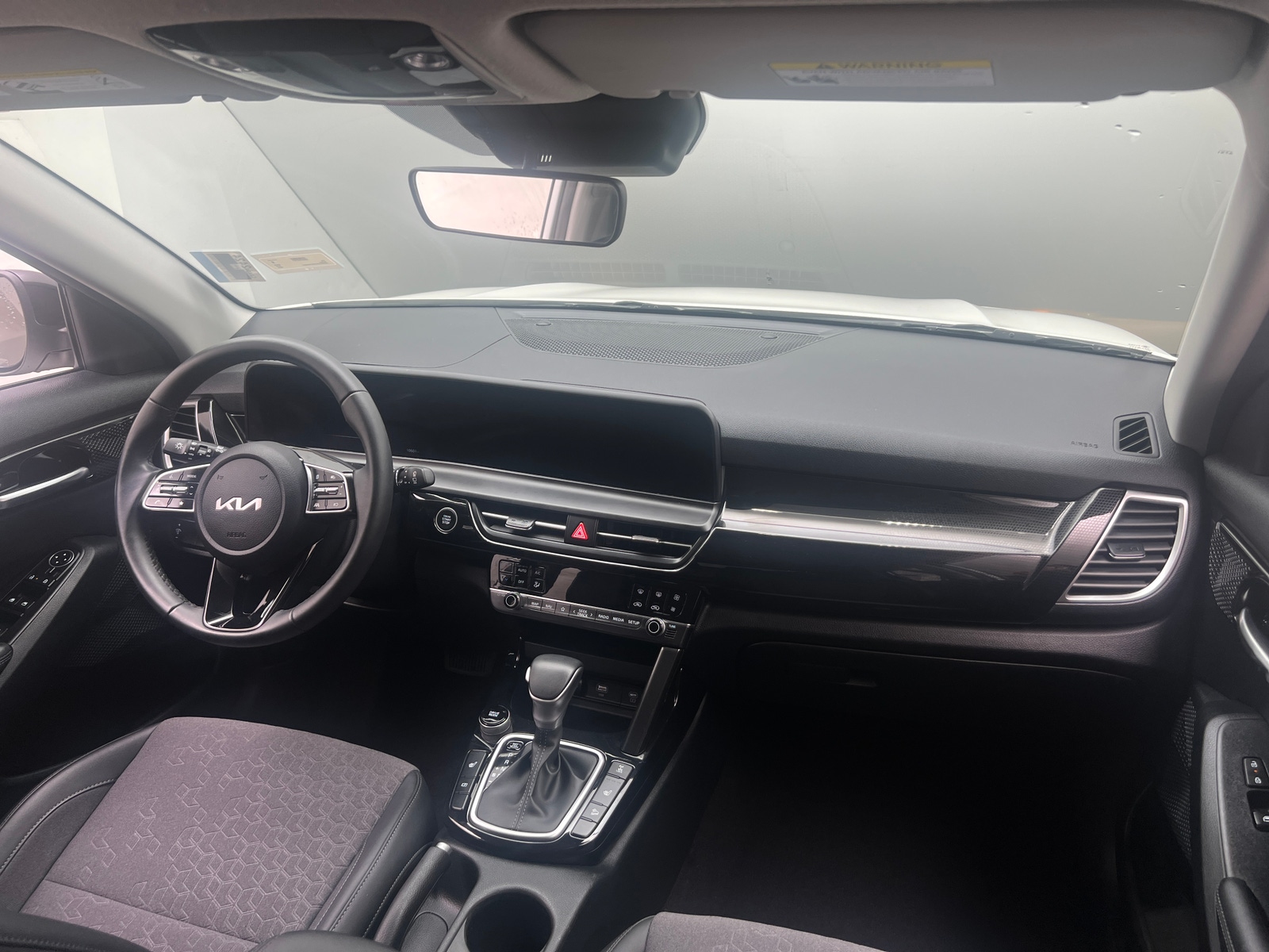 Thumbnail: 2024 Kia Seltos - 2