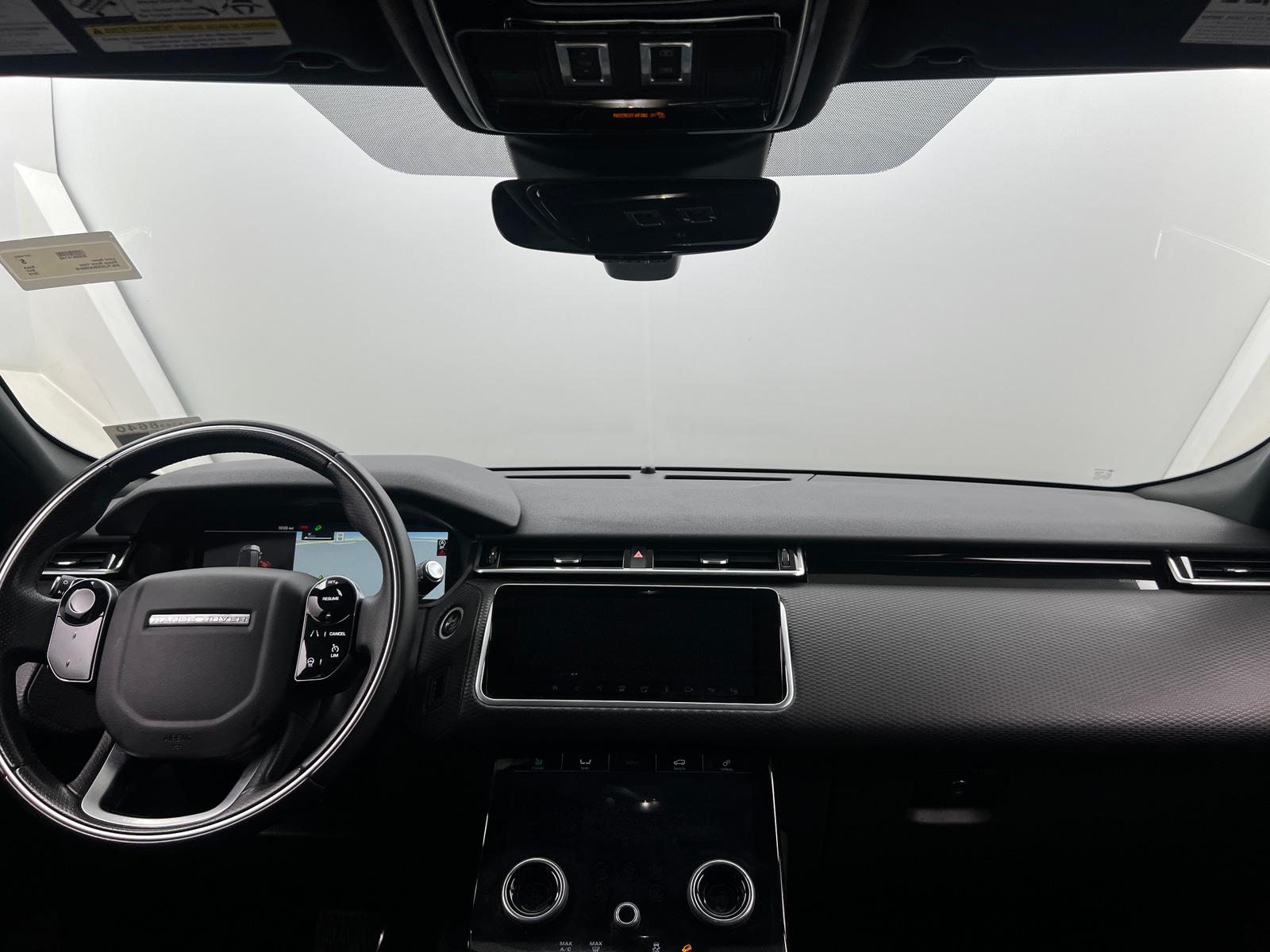 Thumbnail: 2019 Land Rover Range Rover Velar - 3
