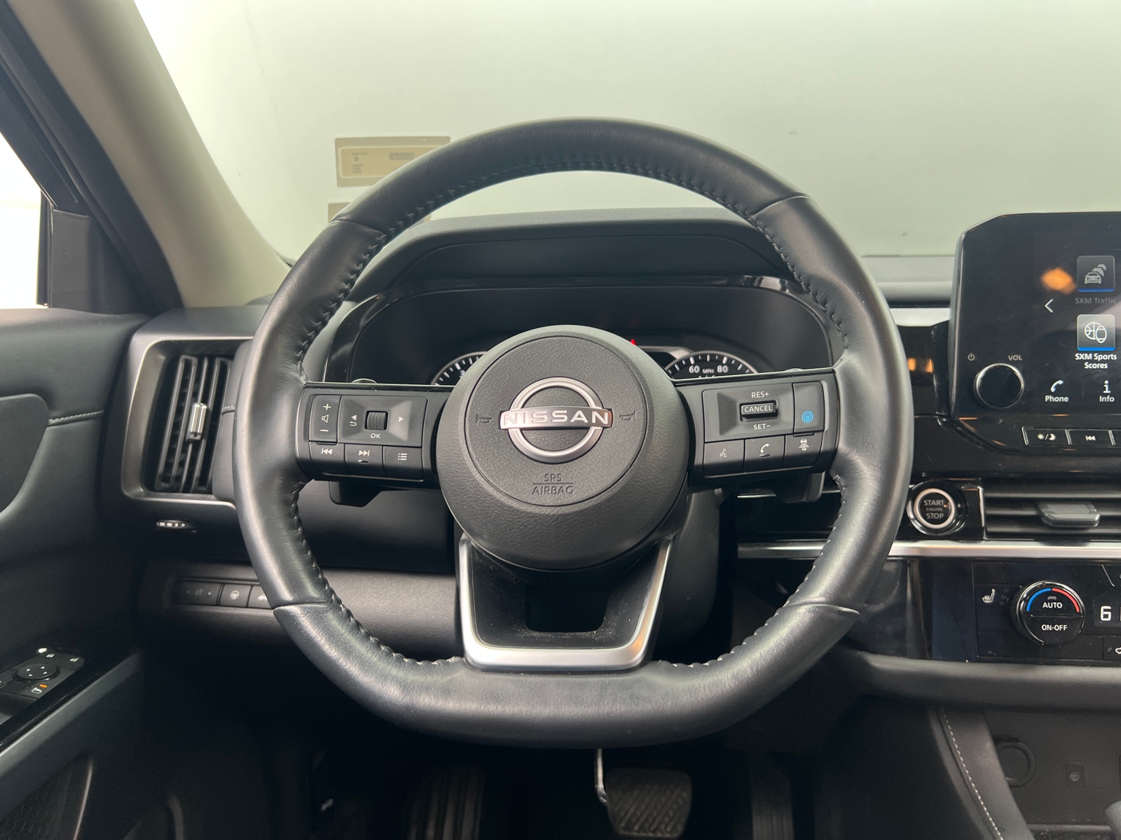 Thumbnail: 2024 Nissan Pathfinder - 4