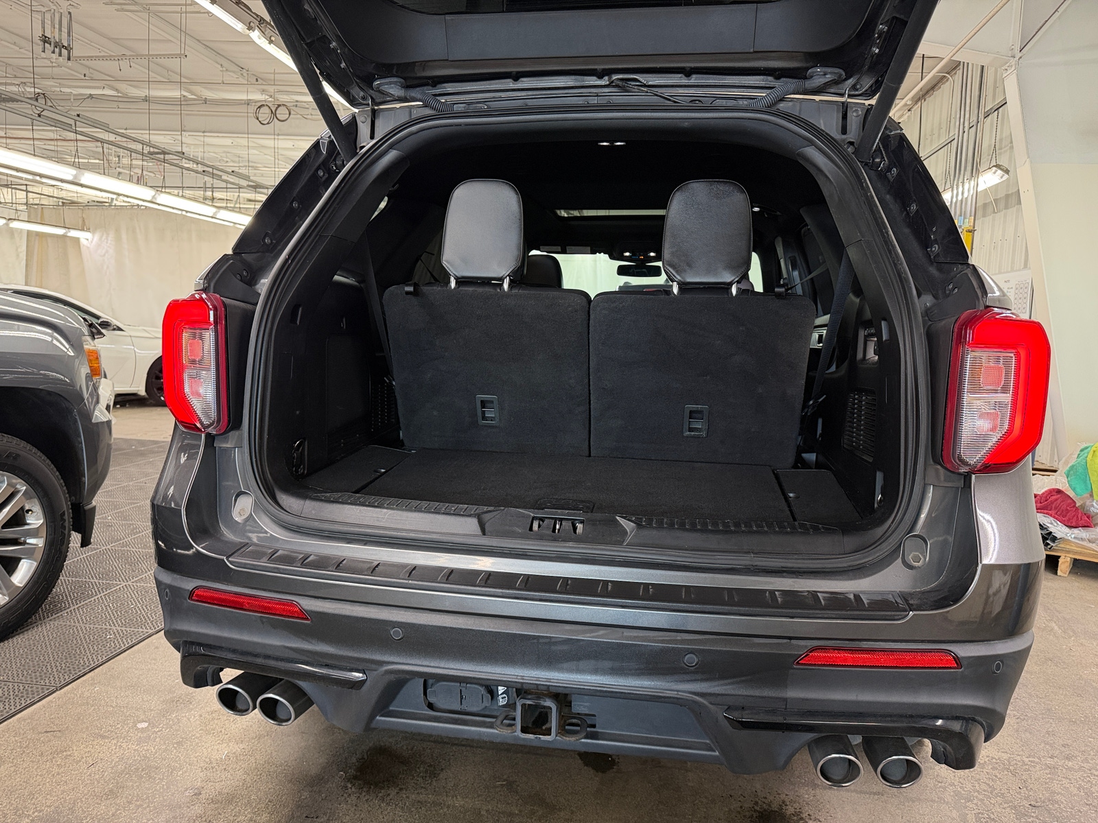 Thumbnail: 2020 Ford Explorer - 6