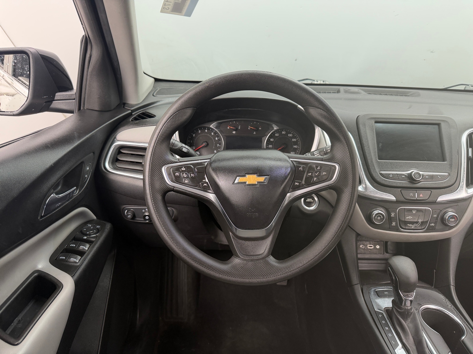 Thumbnail: 2022 Chevrolet Equinox - 5