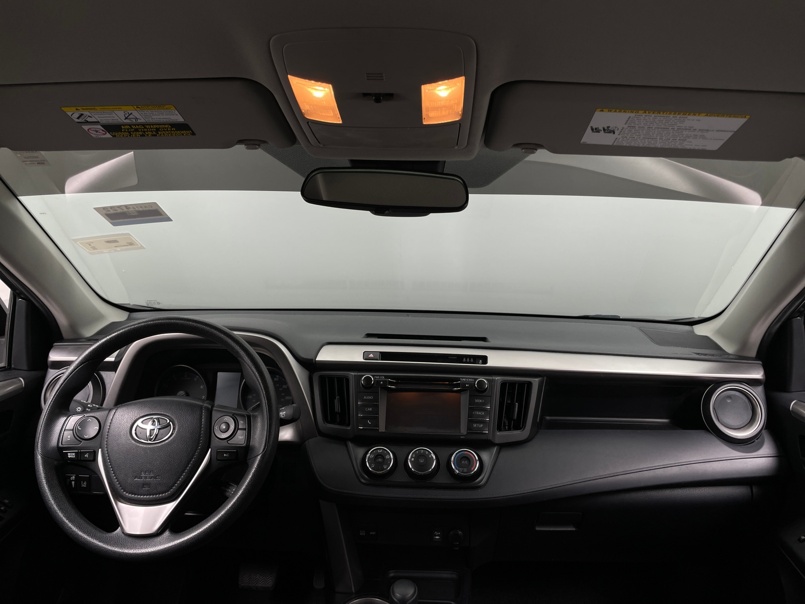 Thumbnail: 2018 Toyota RAV4 - 3