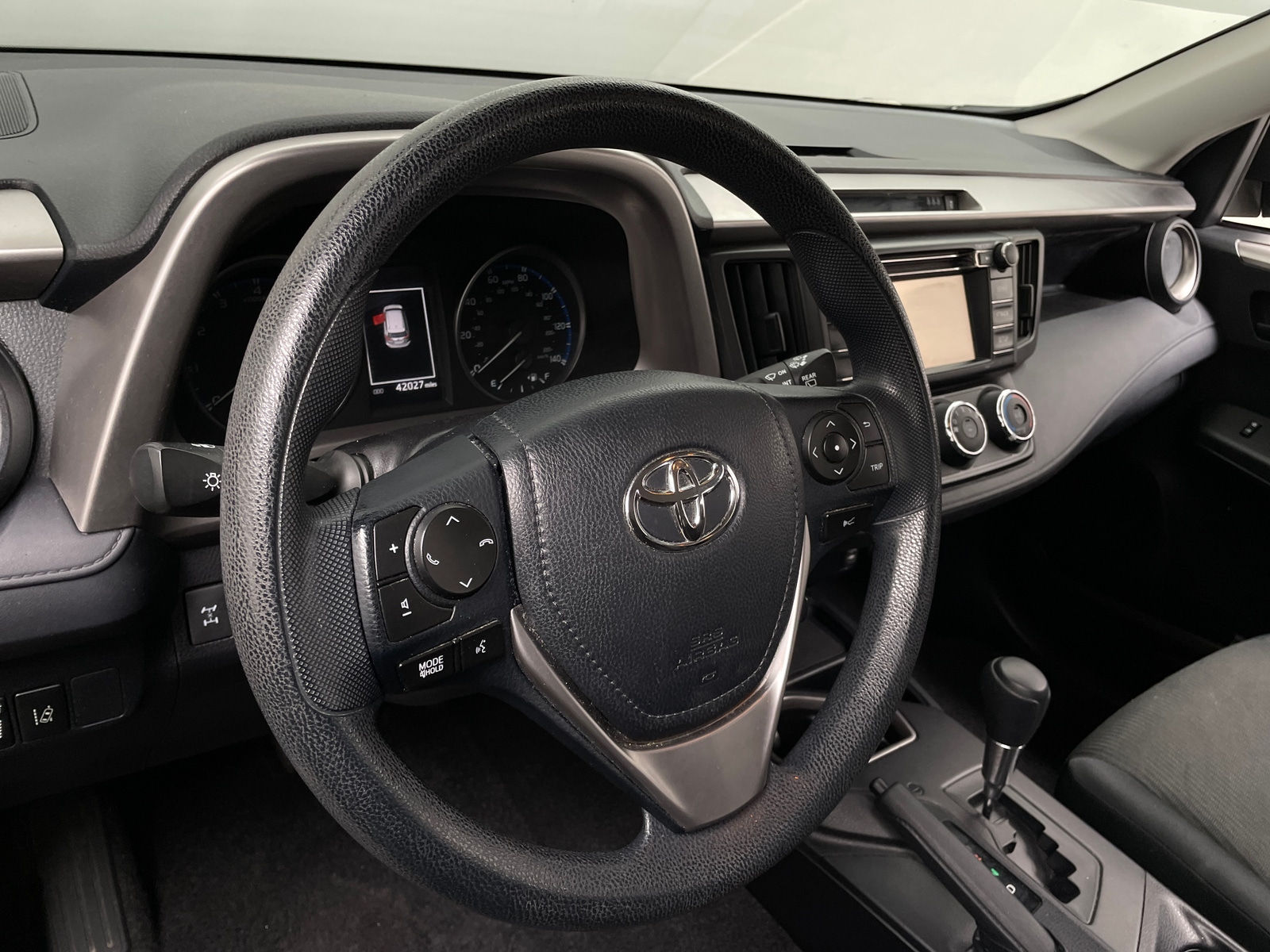 Thumbnail: 2018 Toyota RAV4 - 5