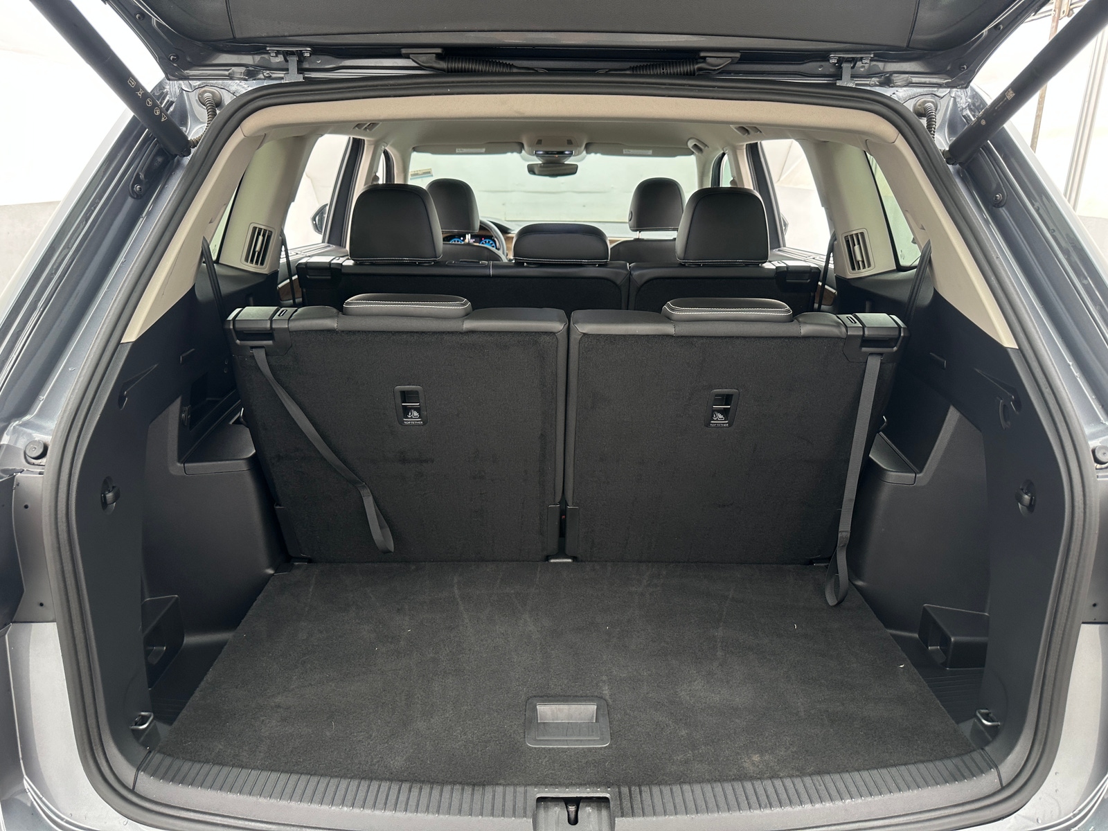 Thumbnail: 2024 Volkswagen Atlas - 7