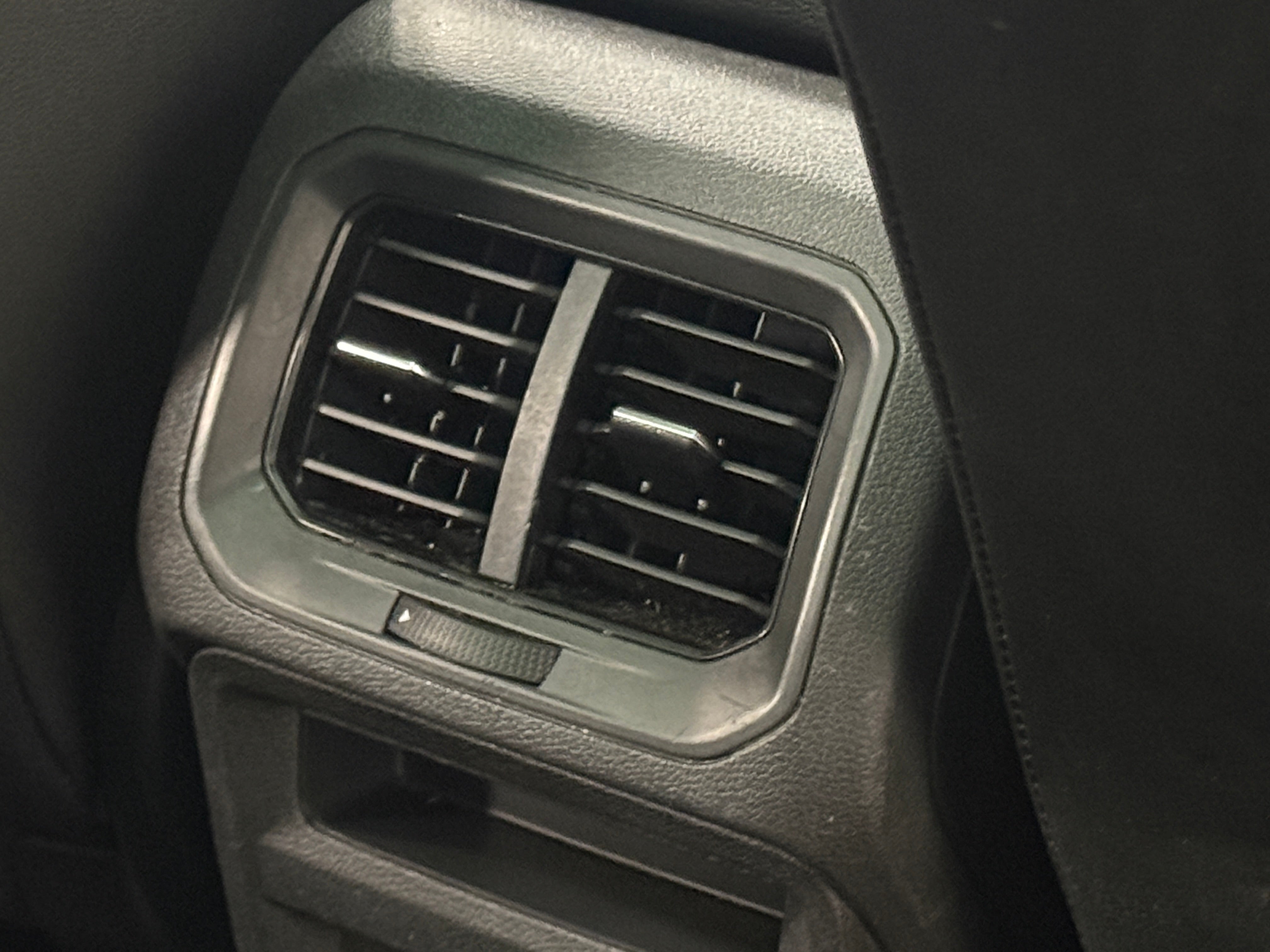 2019 Volkswagen Tiguan SE - Photo 6