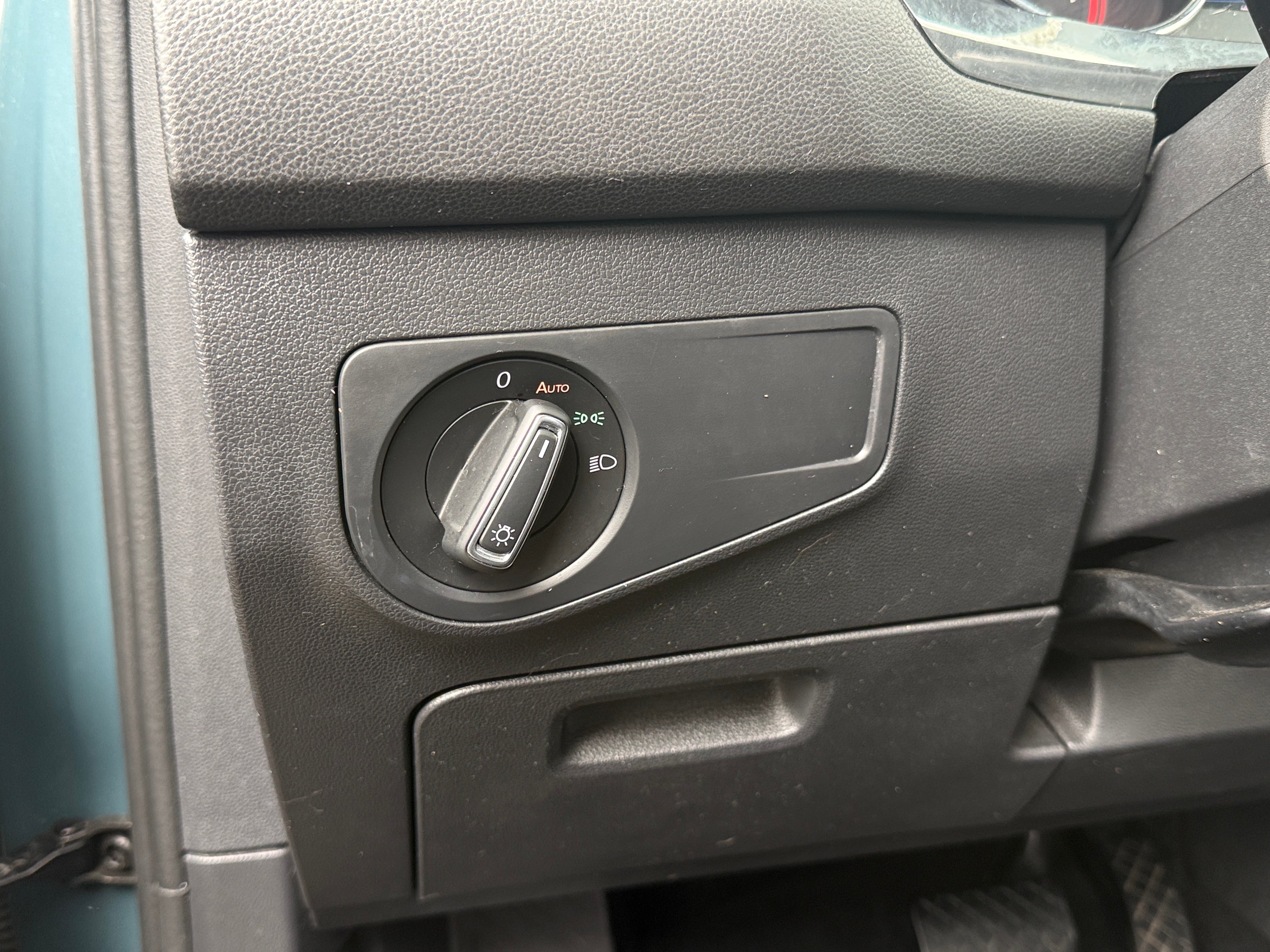 2019 Volkswagen Tiguan SE - Photo 11