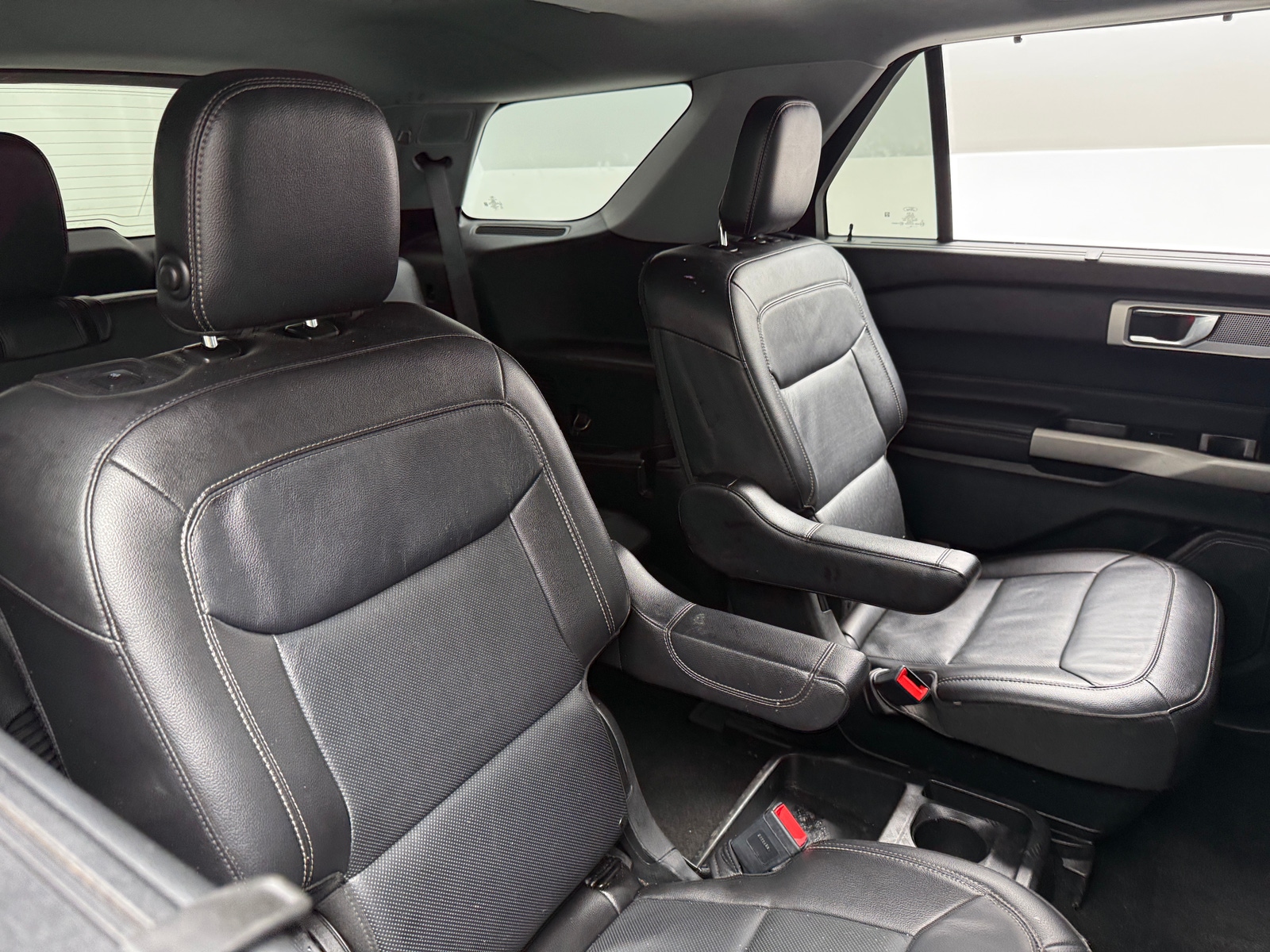 Thumbnail: 2020 Ford Explorer - 5