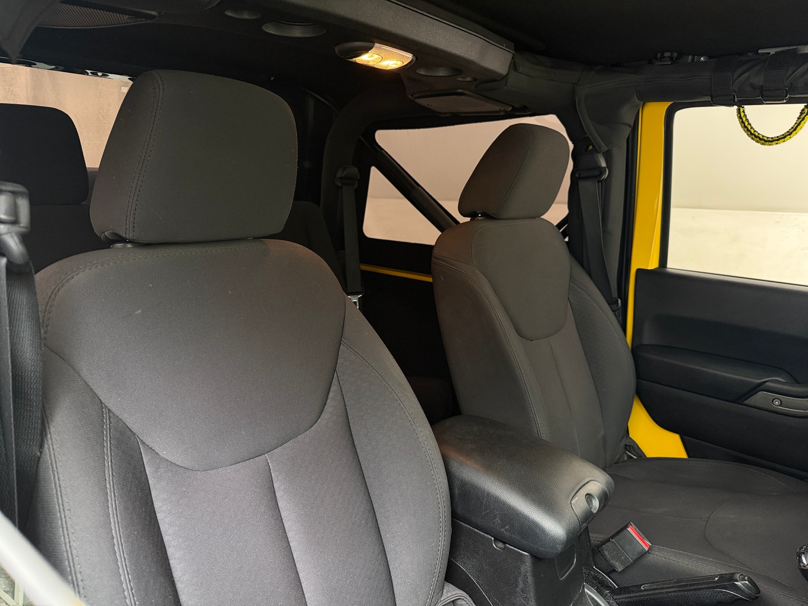 Thumbnail: 2015 Jeep Wrangler - 2