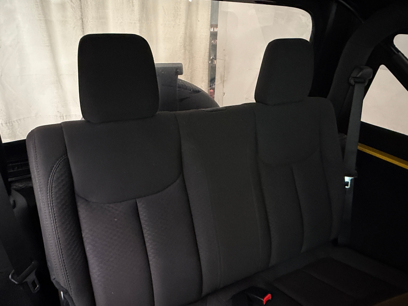 Thumbnail: 2015 Jeep Wrangler - 6