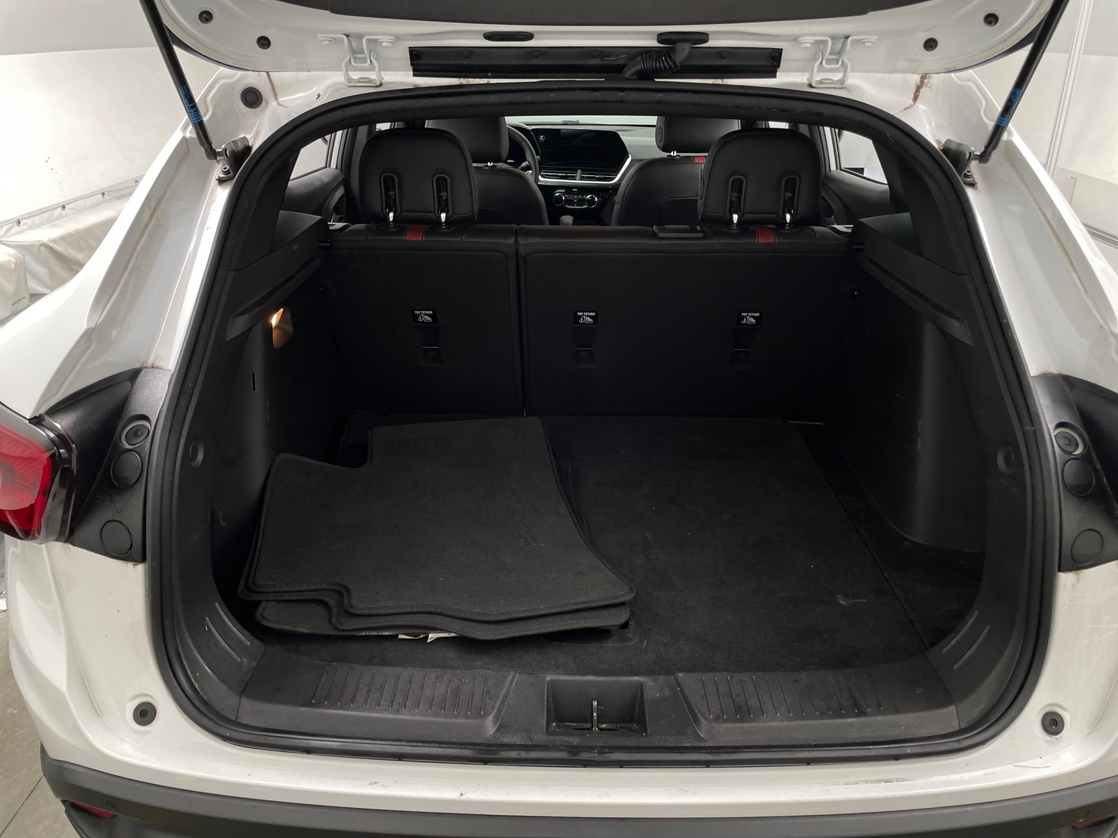 Thumbnail: 2025 Chevrolet Trax - 6