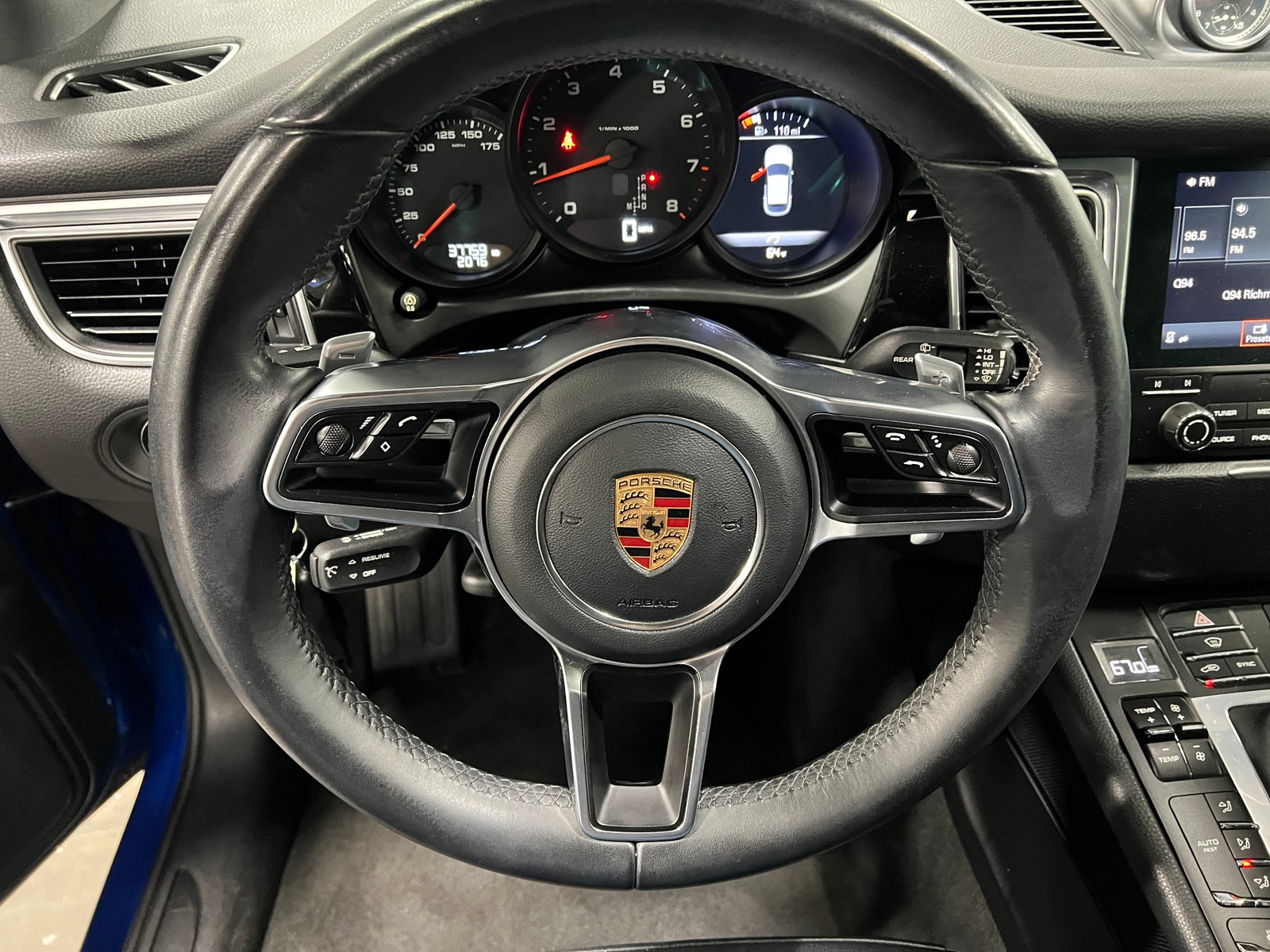 Thumbnail: 2017 Porsche Macan - 4