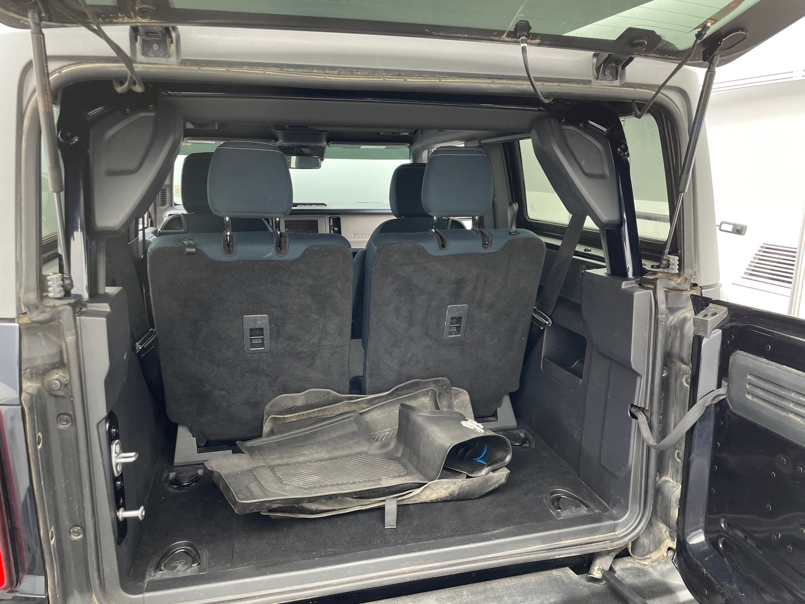 Thumbnail: 2021 Ford Bronco - 7