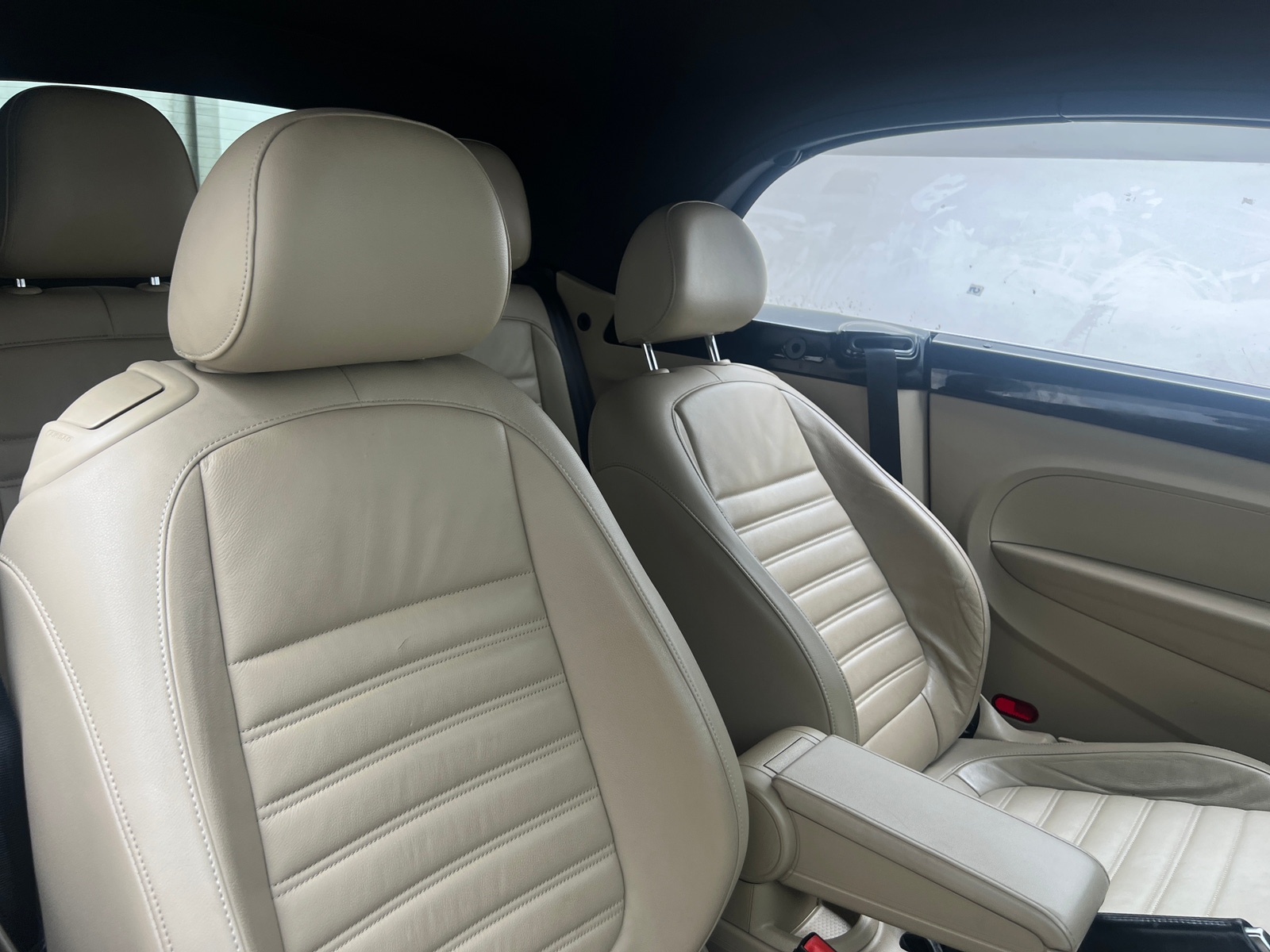 Thumbnail: 2013 Volkswagen Beetle - 2