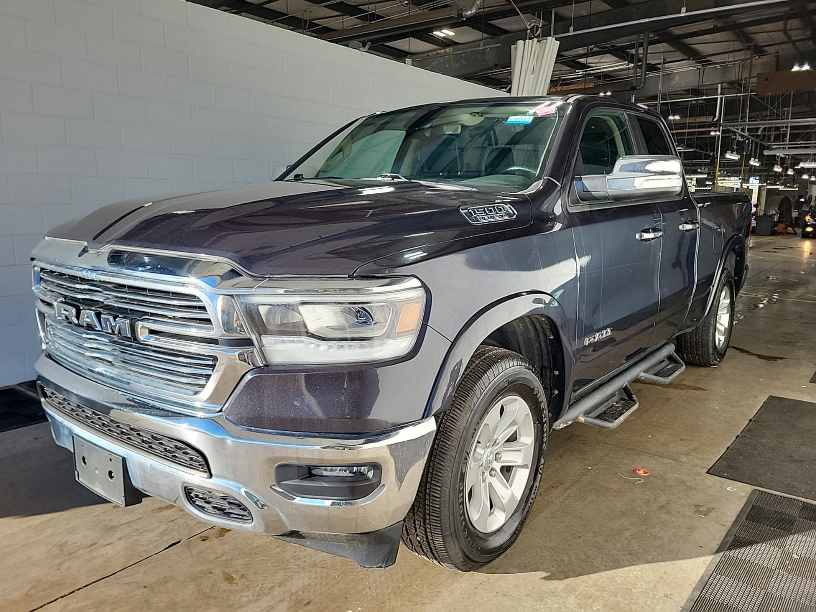 2020 Ram 1500 Laramie 4x4 Quad Cab 6'4" Box