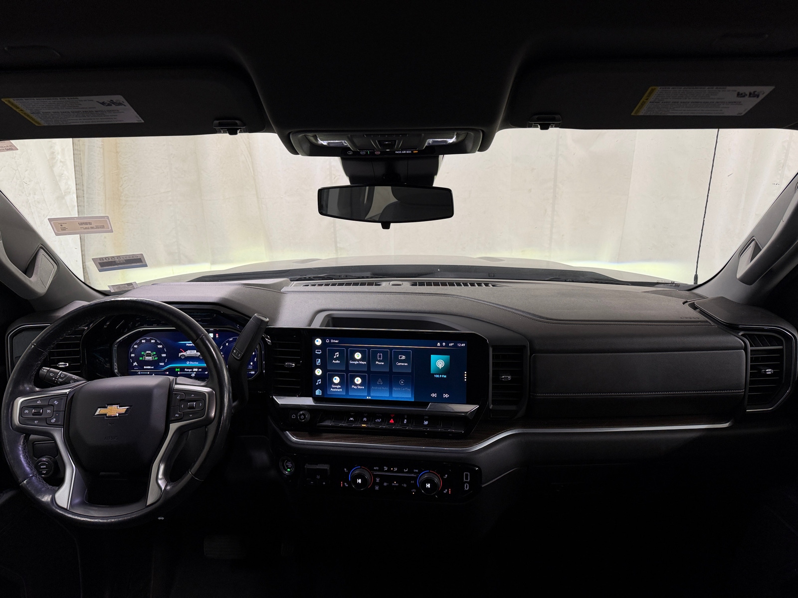 Thumbnail: 2022 Chevrolet Silverado 1500 - 3