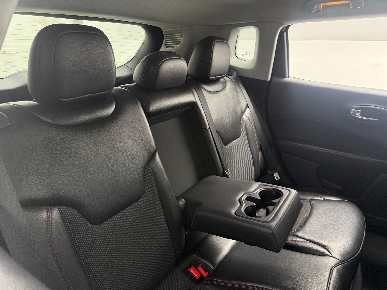 Thumbnail: 2018 Jeep Compass - 6