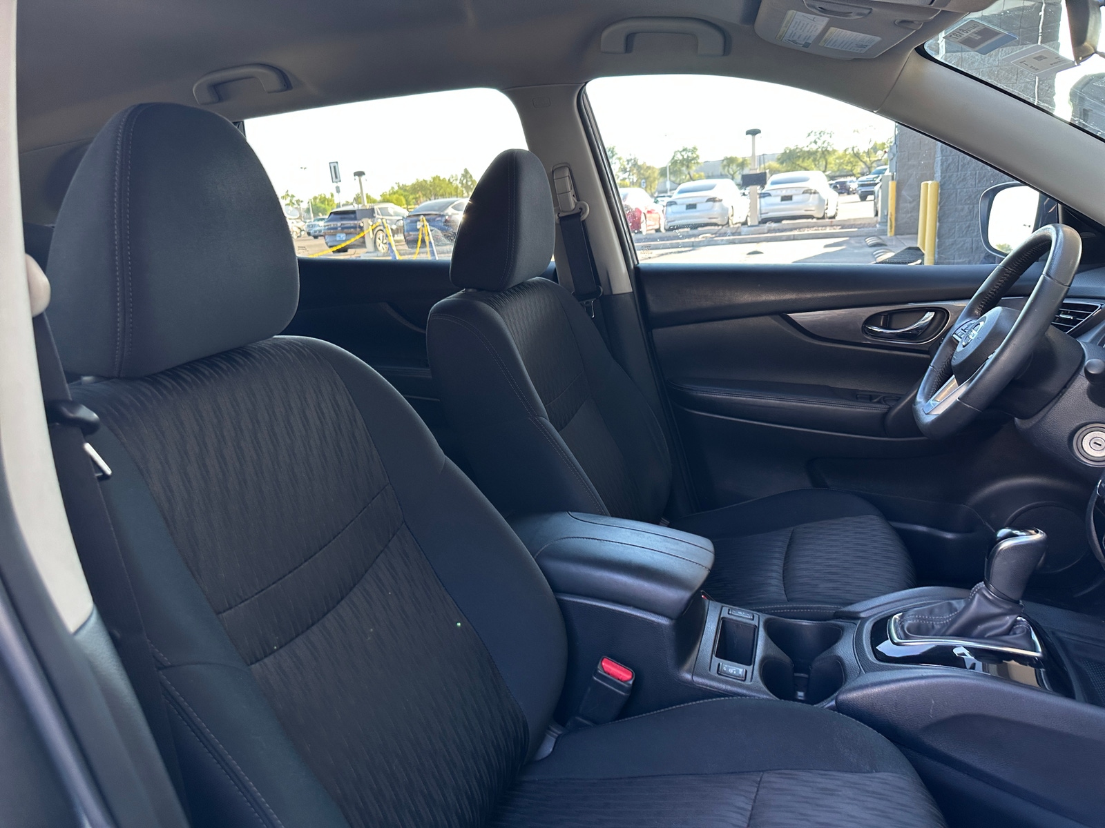 Thumbnail: 2018 Nissan Rogue - 2