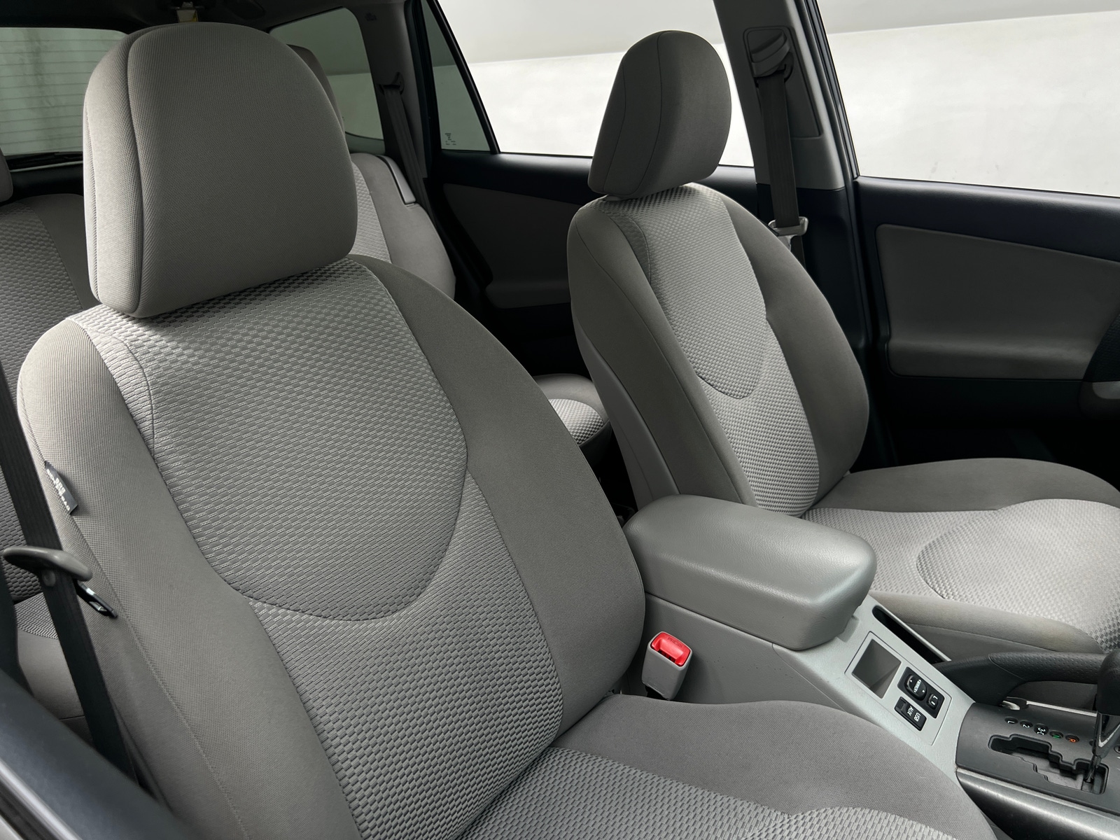 Thumbnail: 2012 Toyota RAV4 - 2