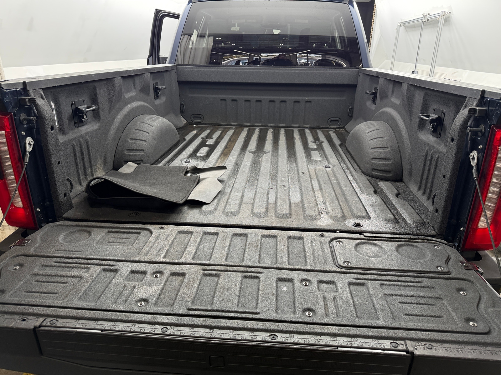 Thumbnail: 2023 Ford Econoline - 7