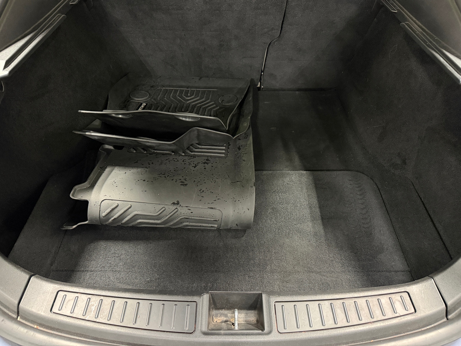 Thumbnail: 2020 Tesla Model S - 6