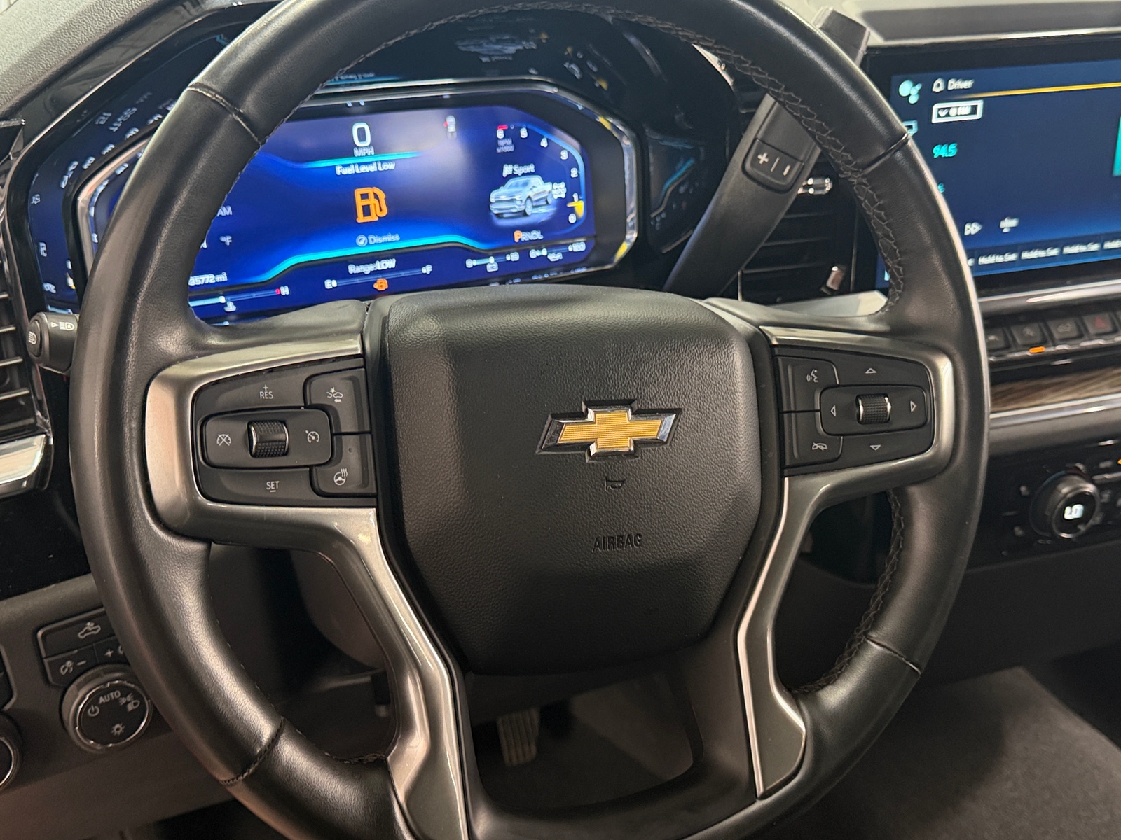 Thumbnail: 2023 Chevrolet Silverado 1500 - 5
