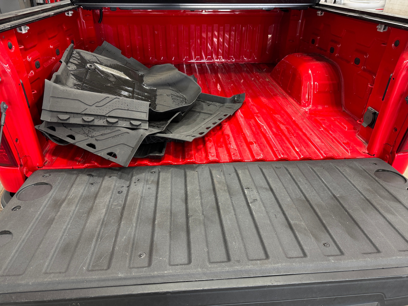 Thumbnail: 2023 Chevrolet Silverado 1500 - 7