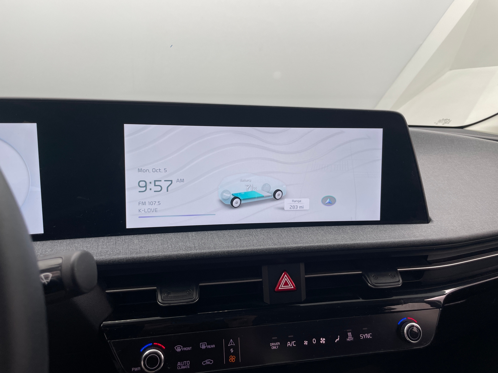 Thumbnail: 2024 Kia EV6 - 3