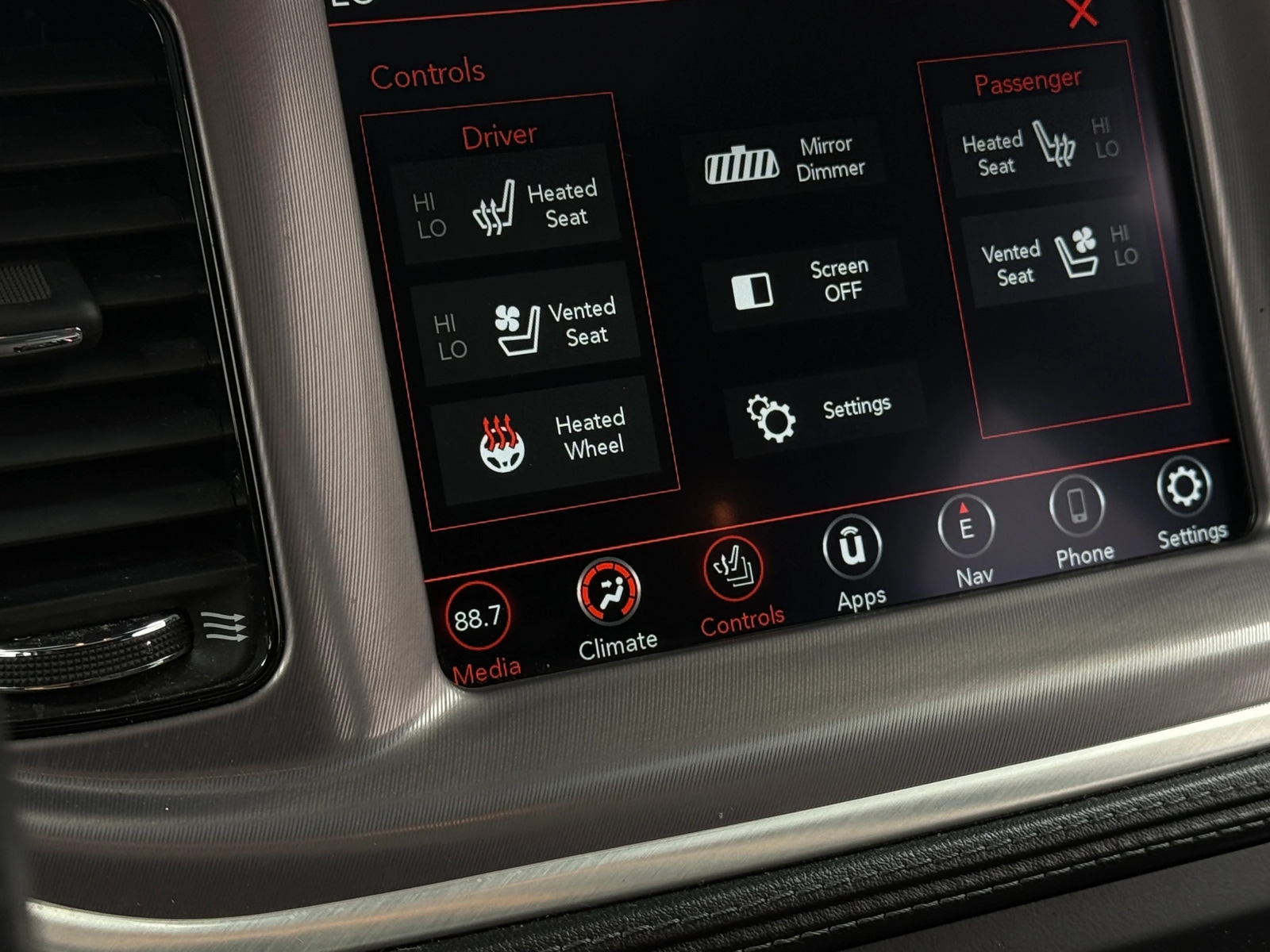 Thumbnail: 2022 Dodge Charger - 3