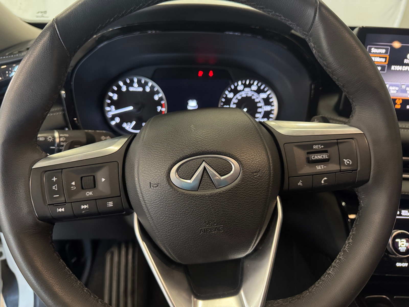 Thumbnail: 2024 INFINITI QX60 - 4