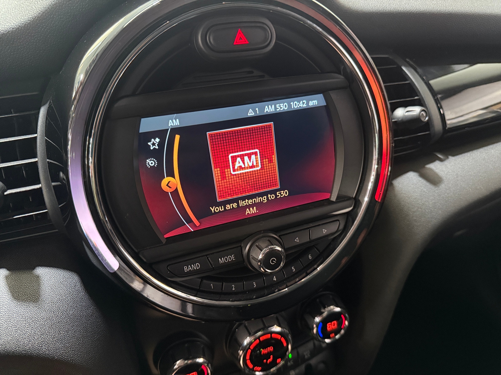 Thumbnail: 2019 MINI Cooper Hardtop - 3