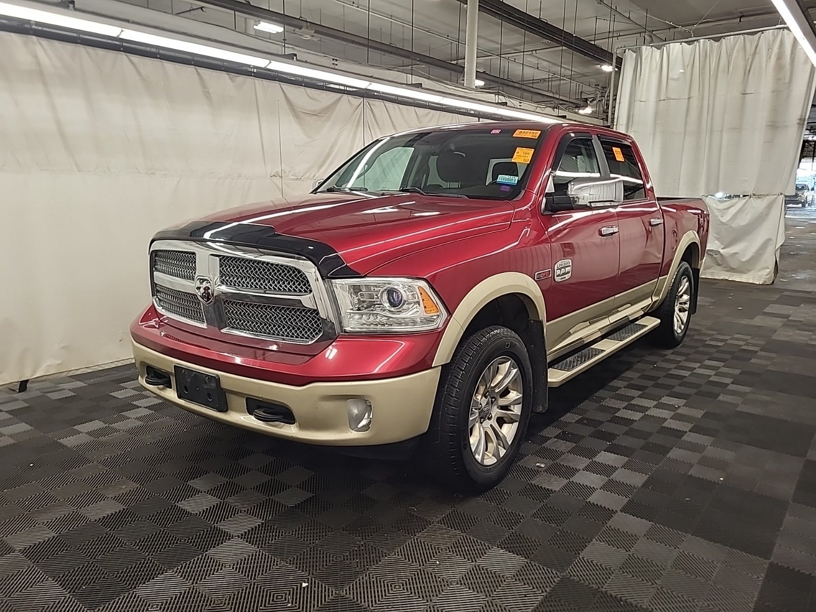 2015 Ram 1500 4WD Crew Cab 140.5" Longhorn